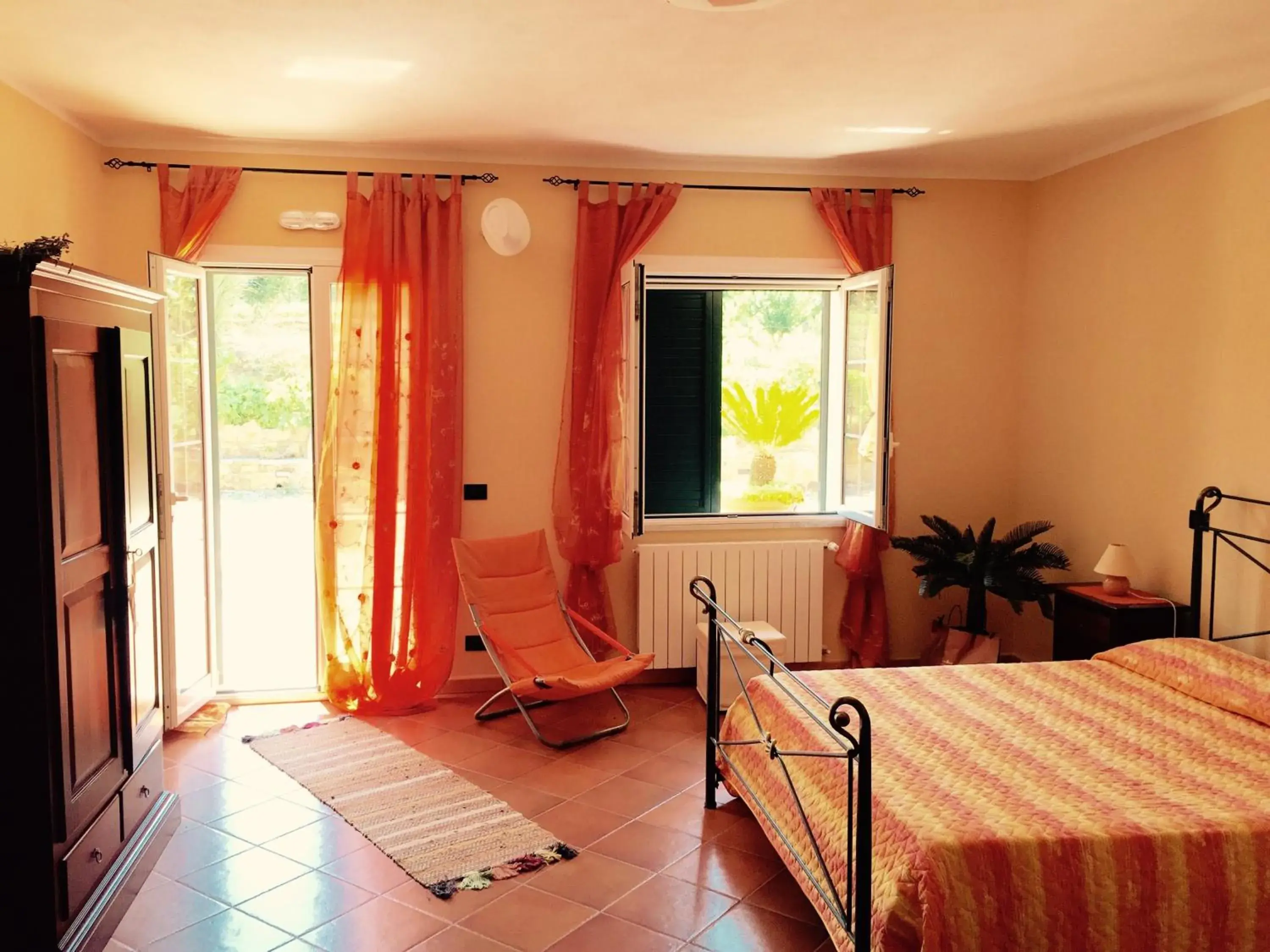Double or Twin Room in Villa della Mimosa Double or Twin Room in Villa della Mimosa