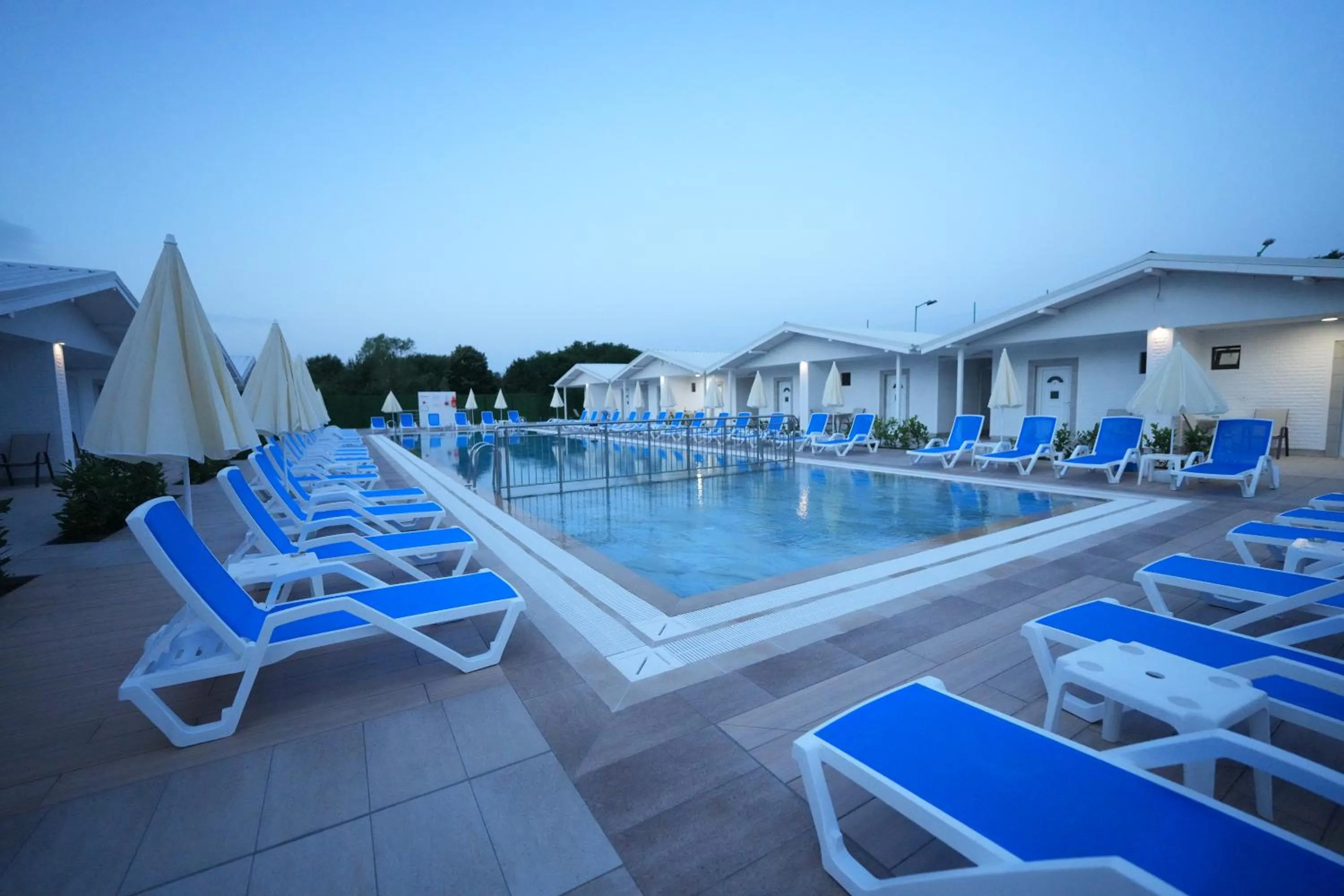 Swimming pool in Makaza Complex