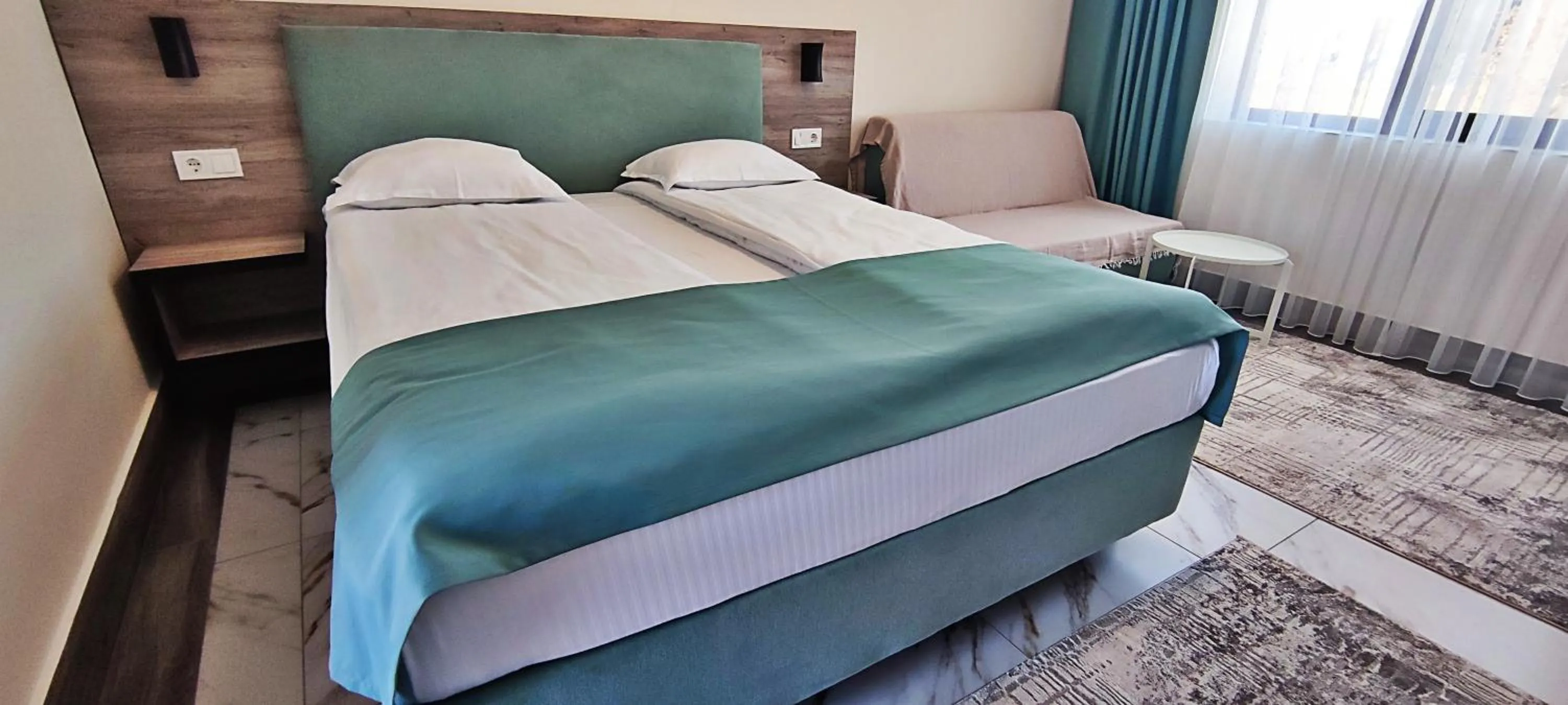 Bed in Makaza Complex