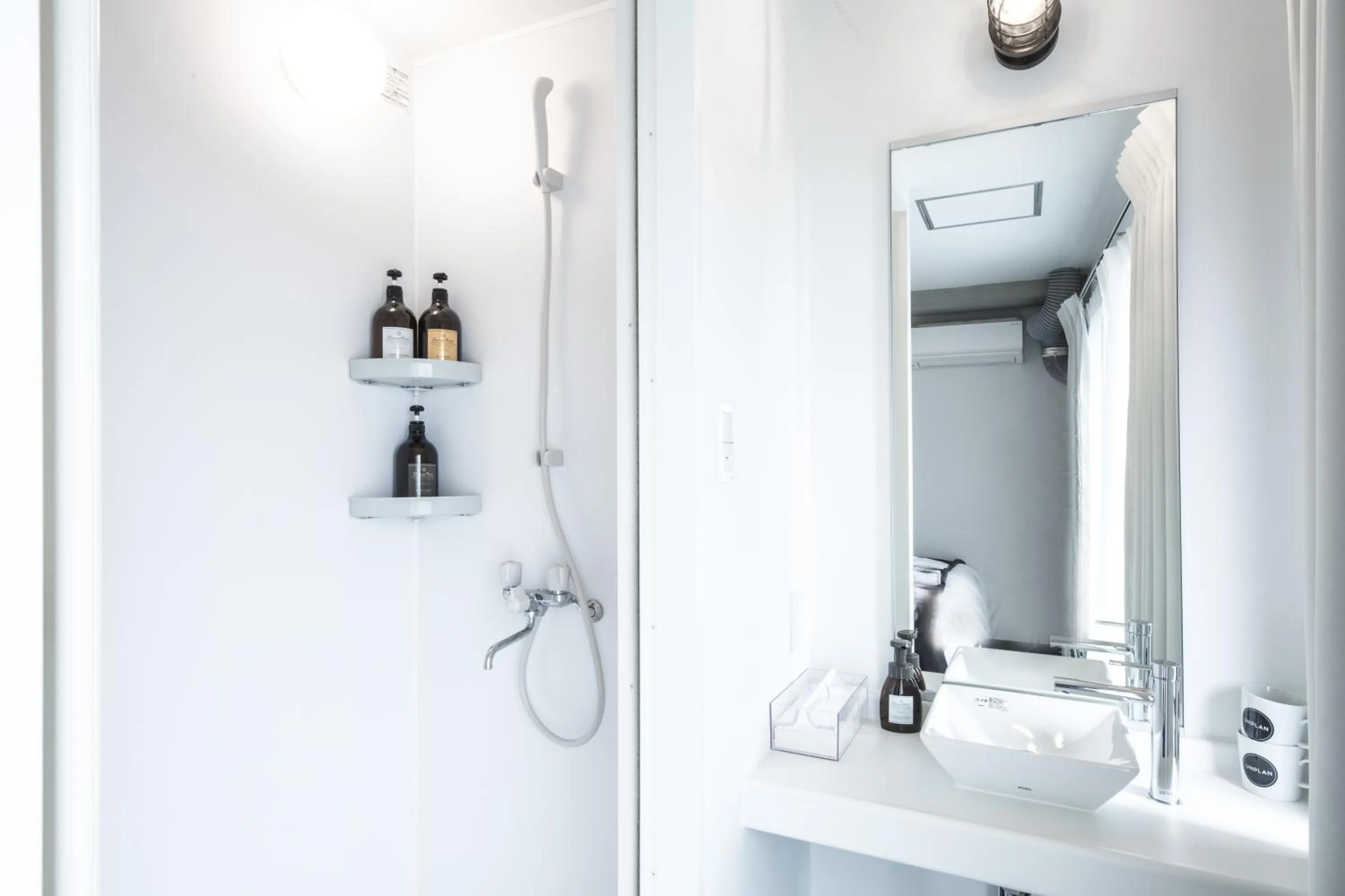 Shower in UNPLAN Shinjuku