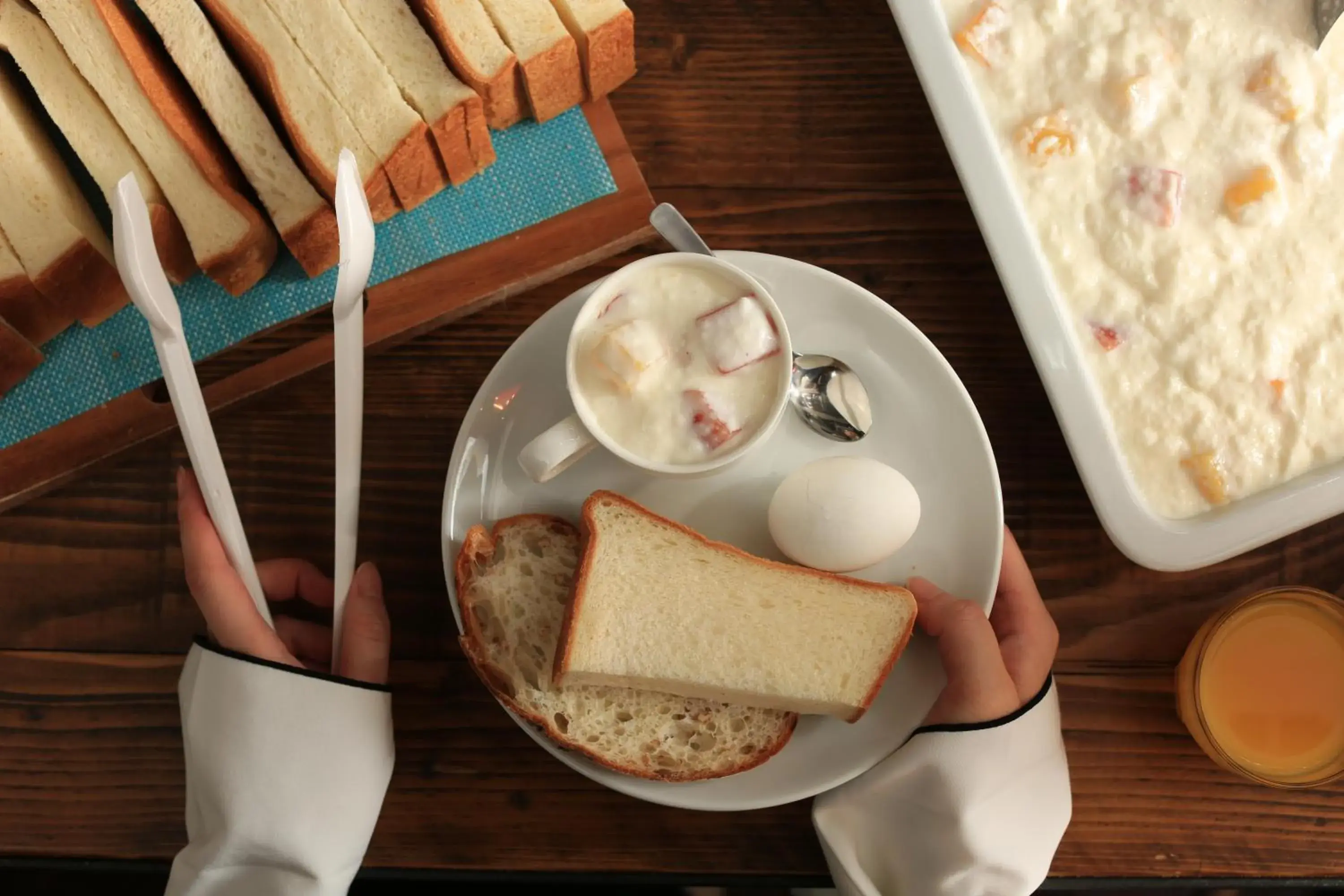 Food and drinks in UNPLAN Shinjuku Food and drinks in UNPLAN Shinjuku