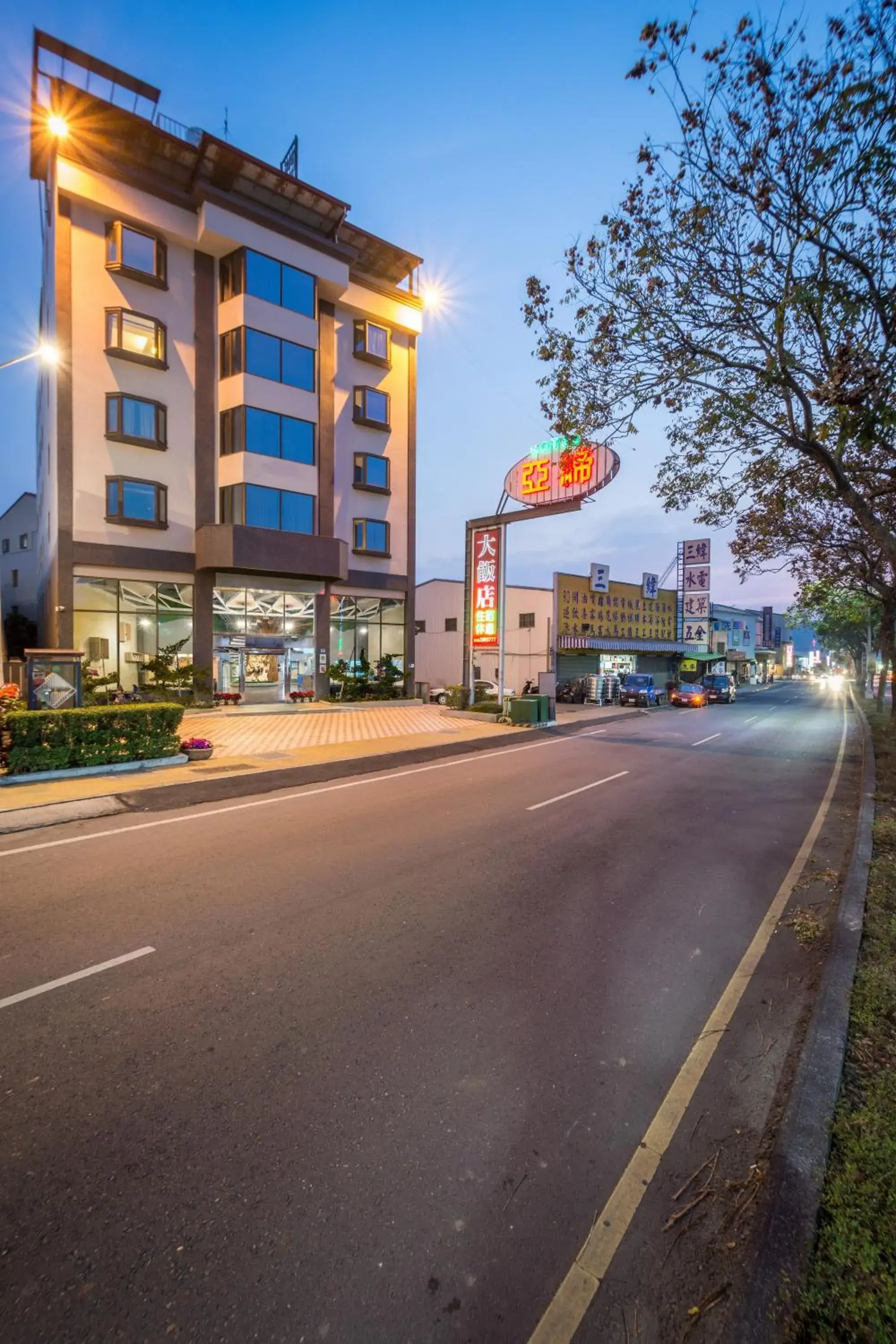 Property building in Yadi Hotel Property building in Yadi Hotel