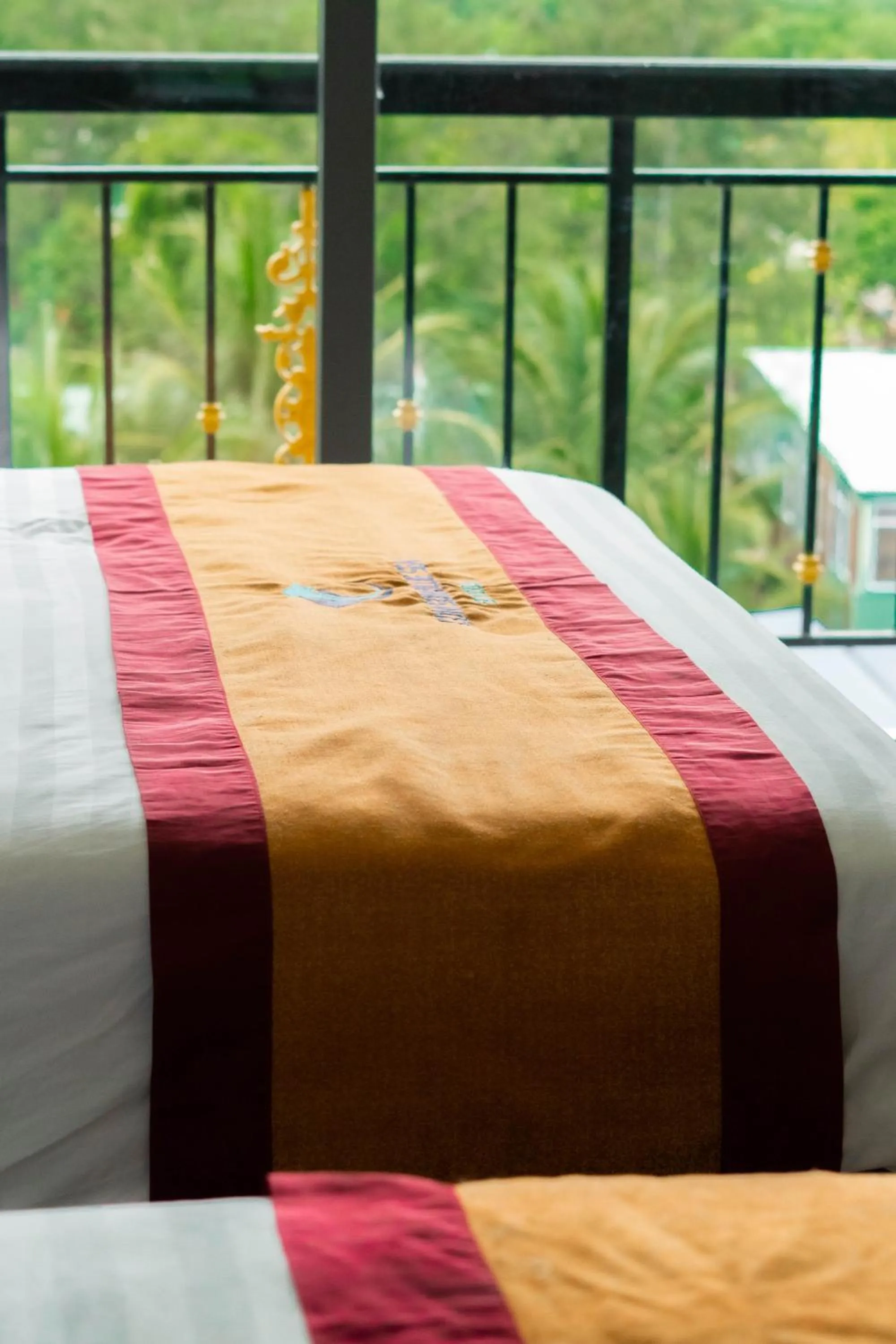 Garden view, Bed in Con Son Blue Sea Hotel