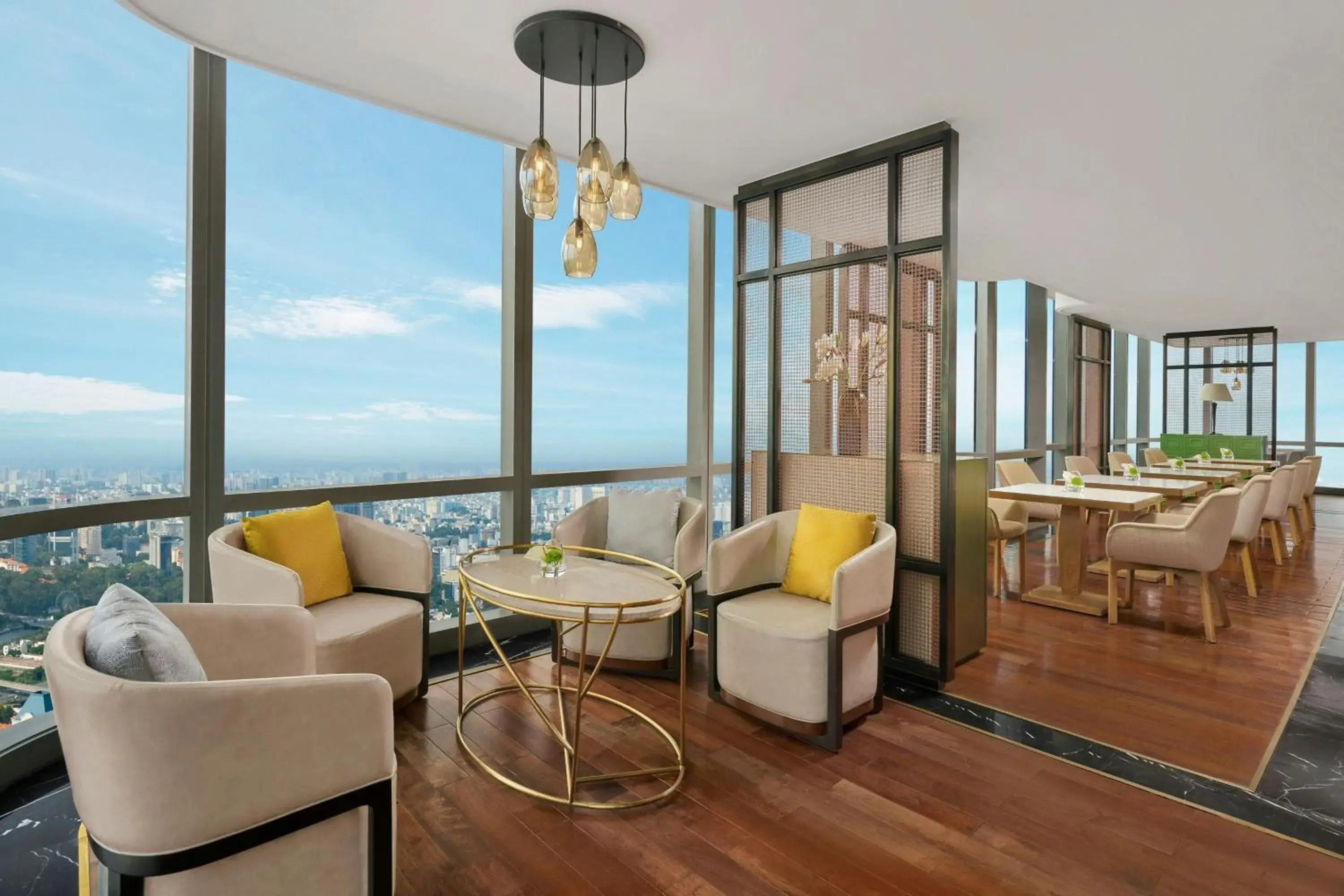 Lounge or bar in Vinpearl Landmark 81, Autograph Collection Lounge or bar in Vinpearl Landmark 81, Autograph Collection