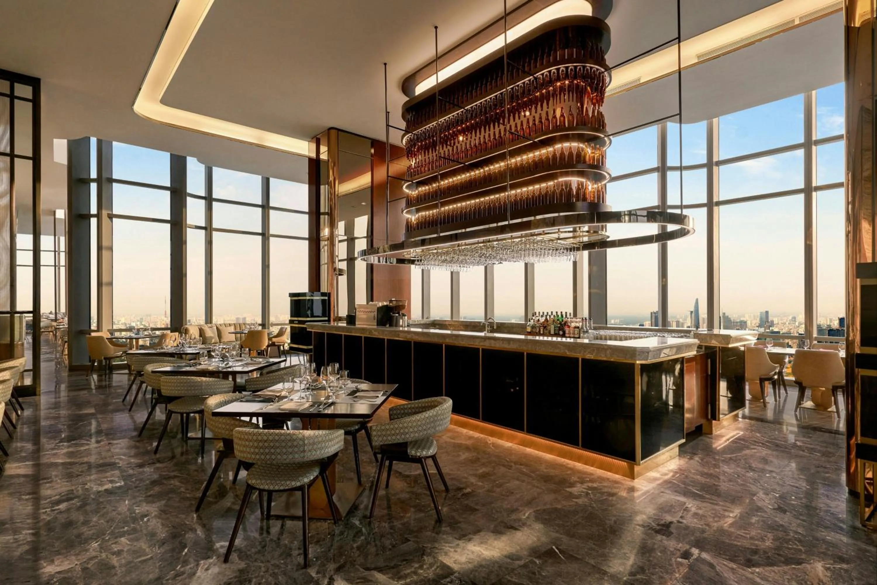 Lounge or bar in Vinpearl Landmark 81, Autograph Collection