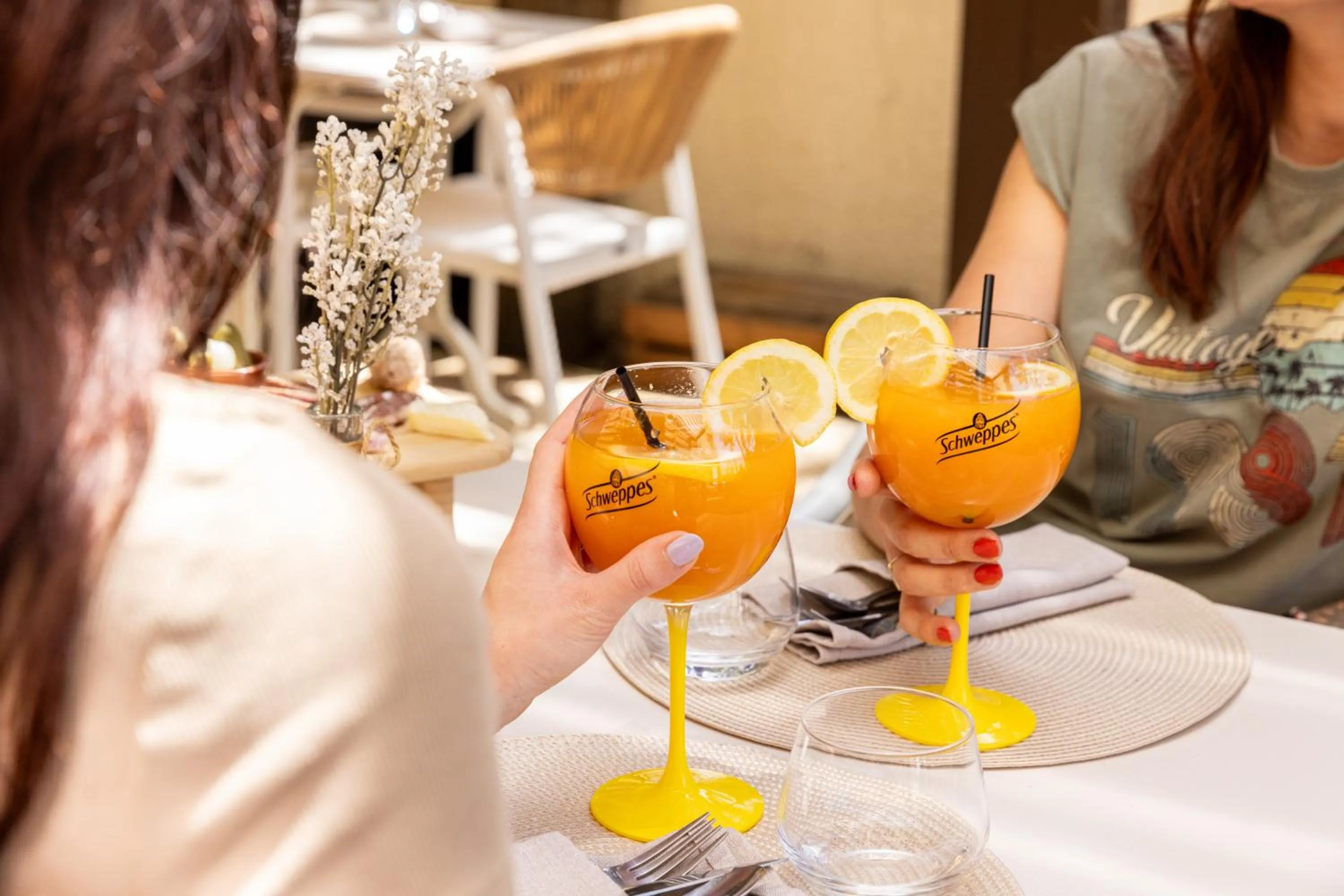 Restaurant/places to eat in Le Trèfle