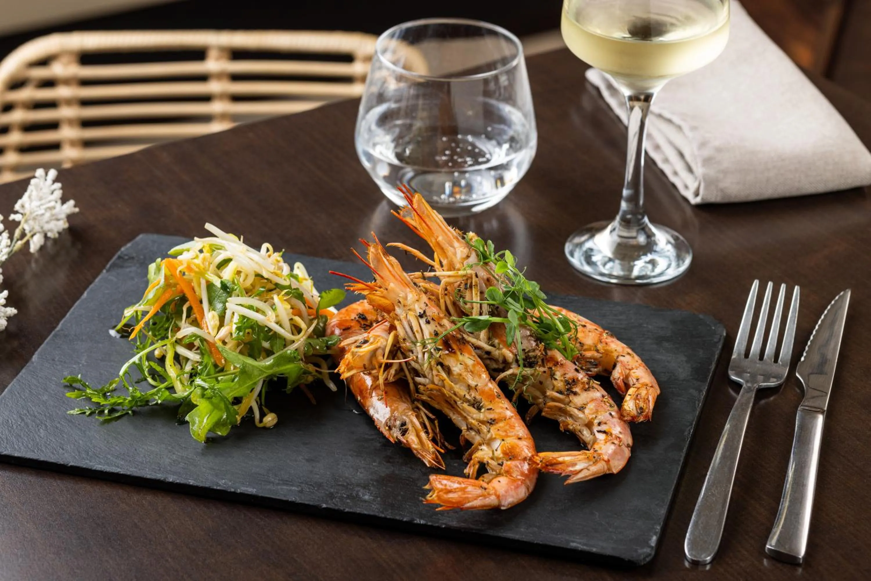 Restaurant/places to eat in Le Trèfle