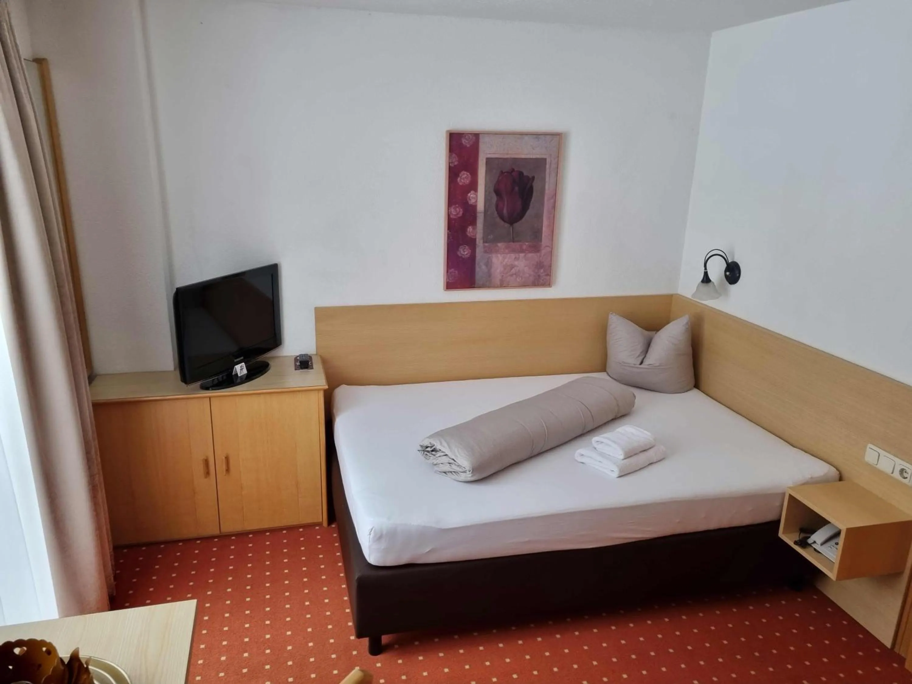 Bed in Hotel Garni Corinna