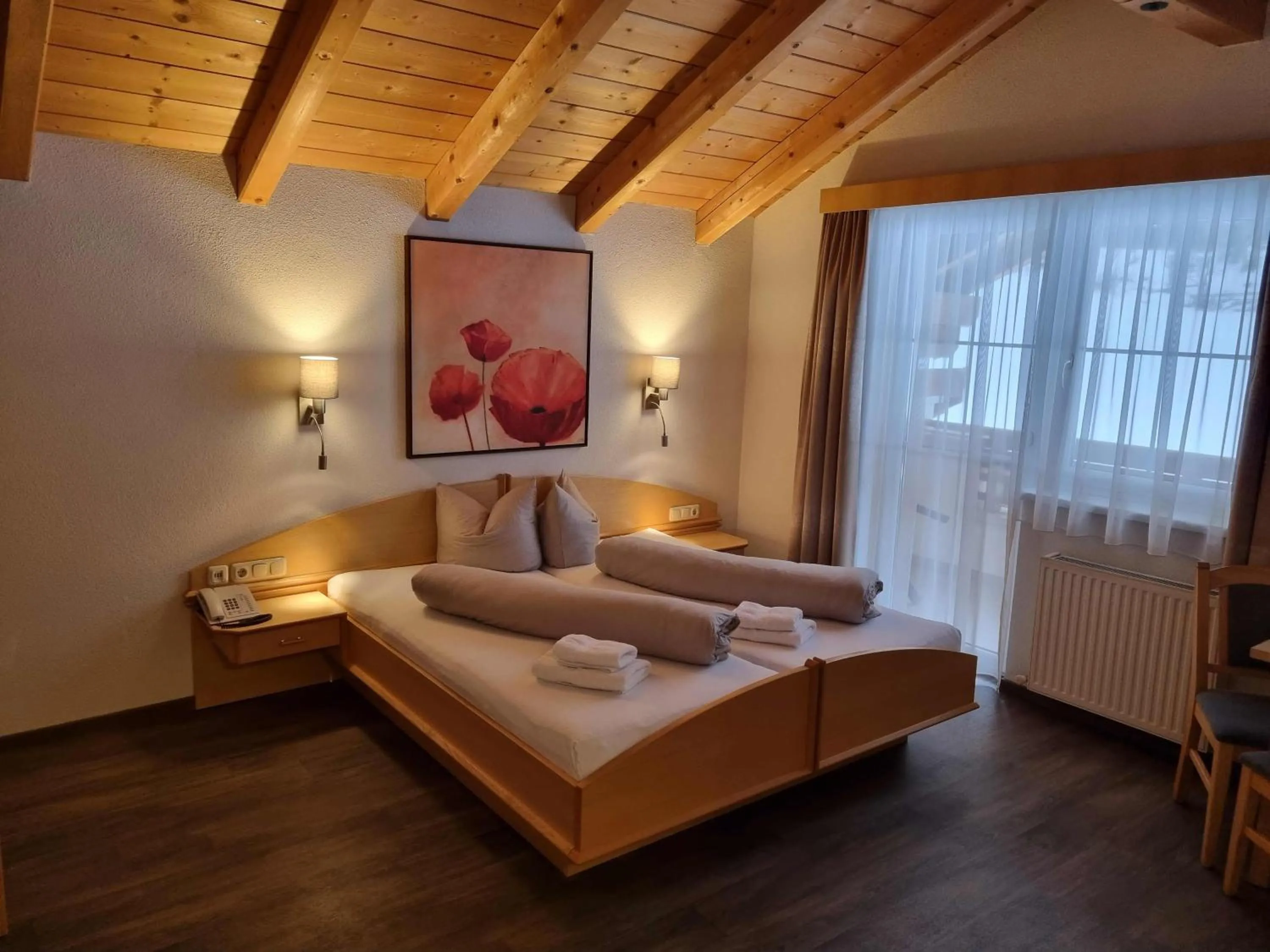 Bed in Hotel Garni Corinna