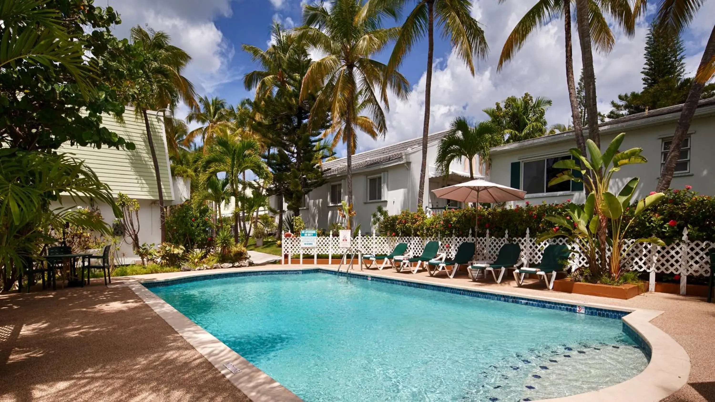 Day in Bay View Suites Paradise Island Day in Bay View Suites Paradise Island
