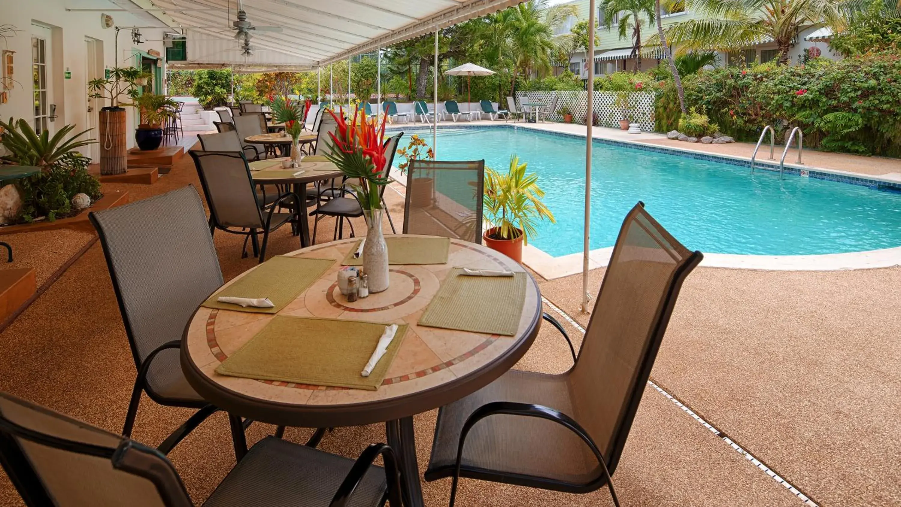 Patio in Bay View Suites Paradise Island Patio in Bay View Suites Paradise Island
