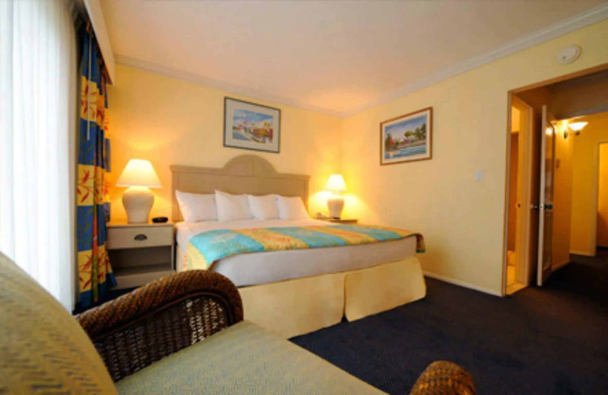 Bedroom, Bed in Bay View Suites Paradise Island Bedroom, Bed in Bay View Suites Paradise Island