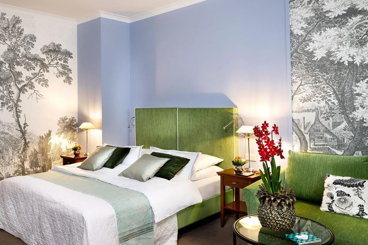 Bed in Hotel Goliath am Dom