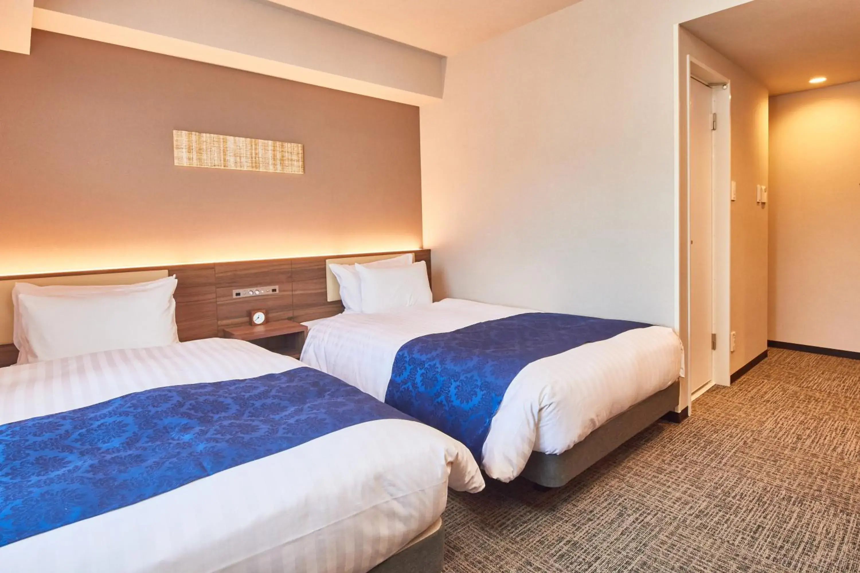 Photo of the whole room, Bed in &and COMFY HOTEL Kumamoto Jo View Photo of the whole room, Bed in &and COMFY HOTEL Kumamoto Jo View