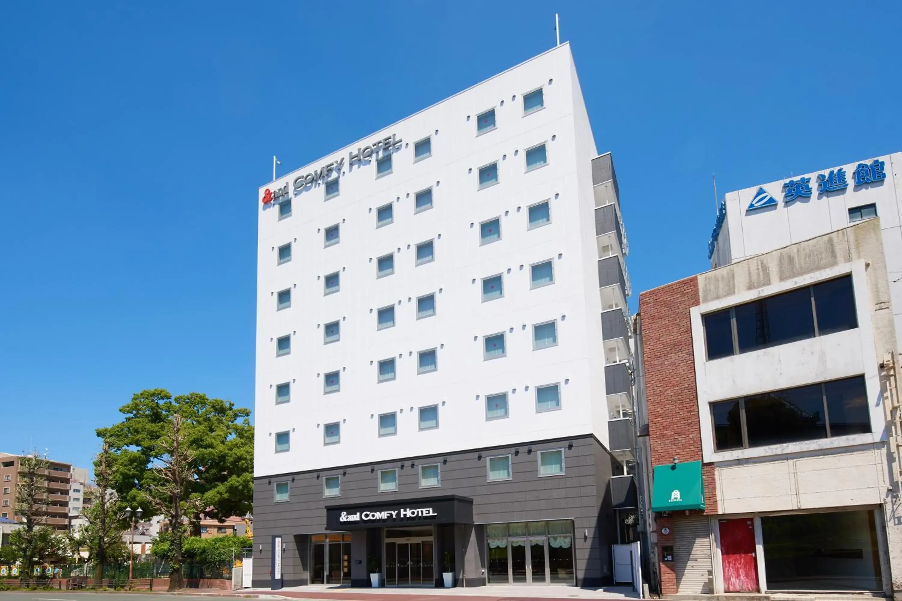 Property building in &and COMFY HOTEL Kumamoto Jo View Property building in &and COMFY HOTEL Kumamoto Jo View
