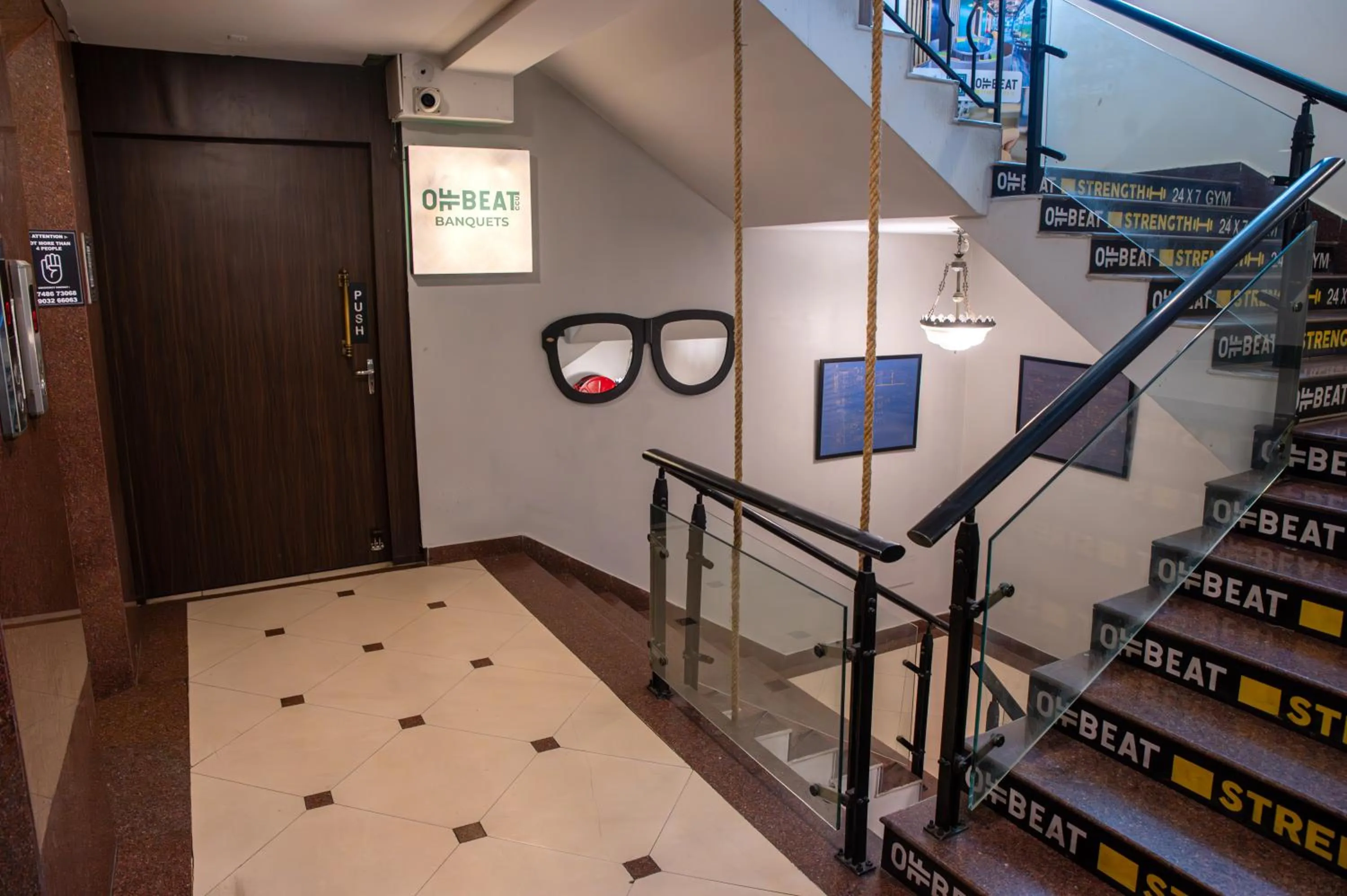 Lobby or reception in Offbeat CCU