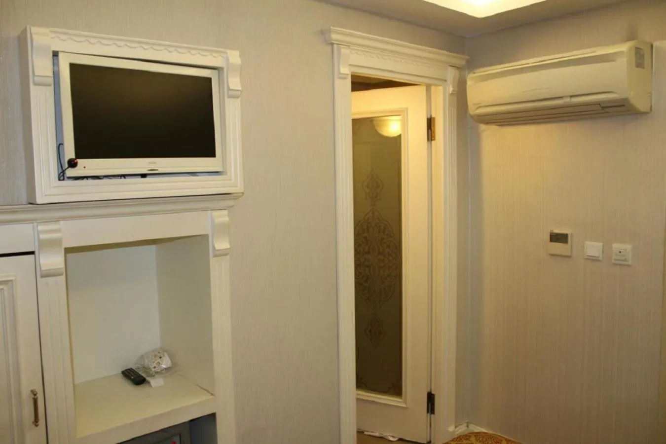 Decorative detail in Hotel Coliseum