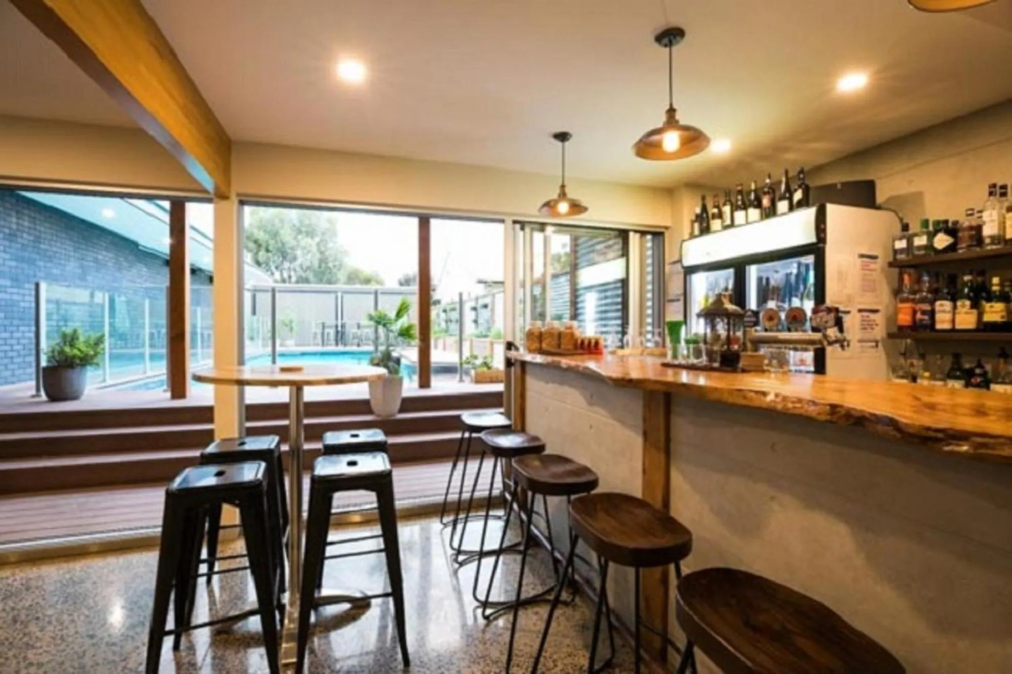 Food and drinks in Heathcote Inn