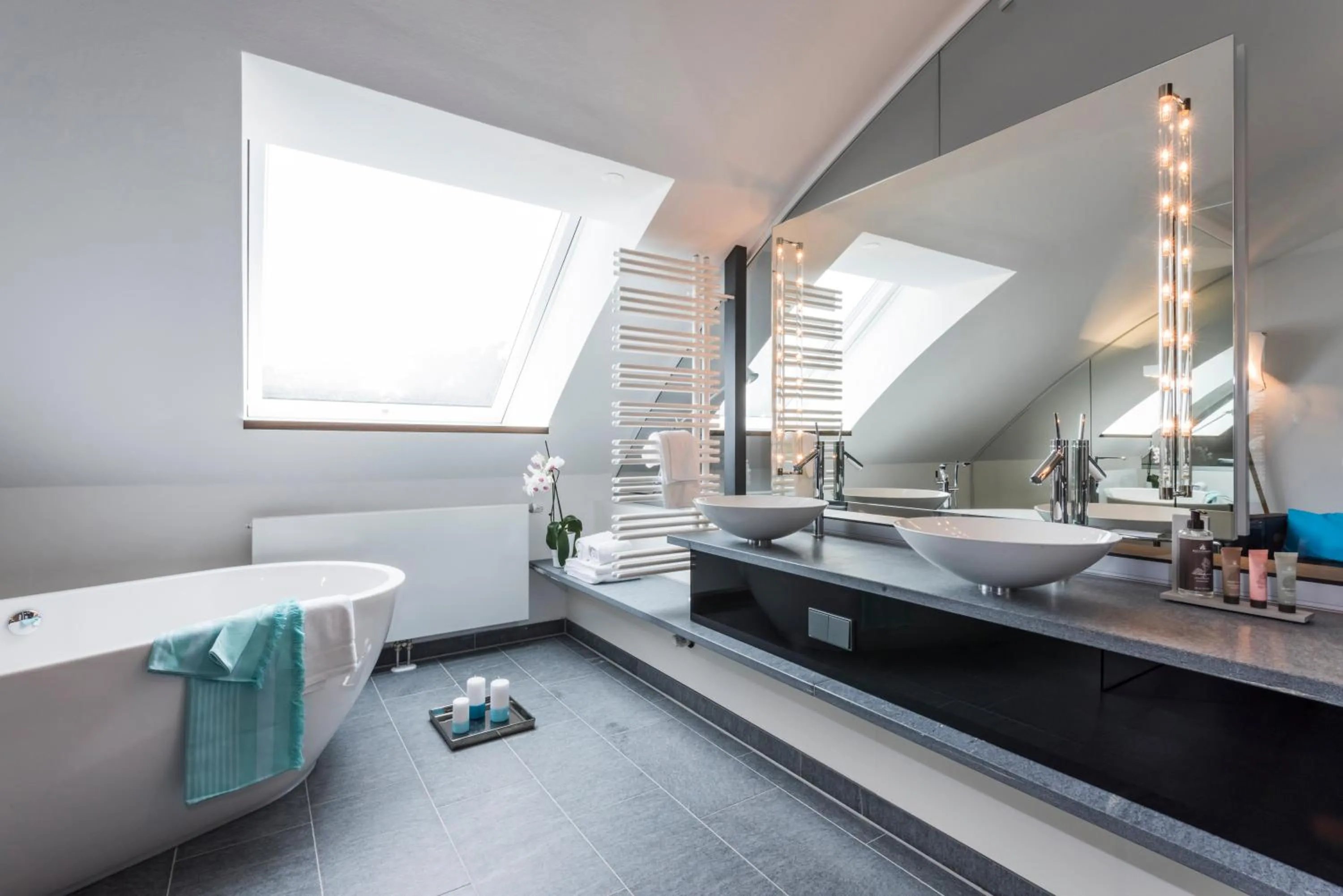 Photo of the whole room in SEEhotel Friedrichshafen