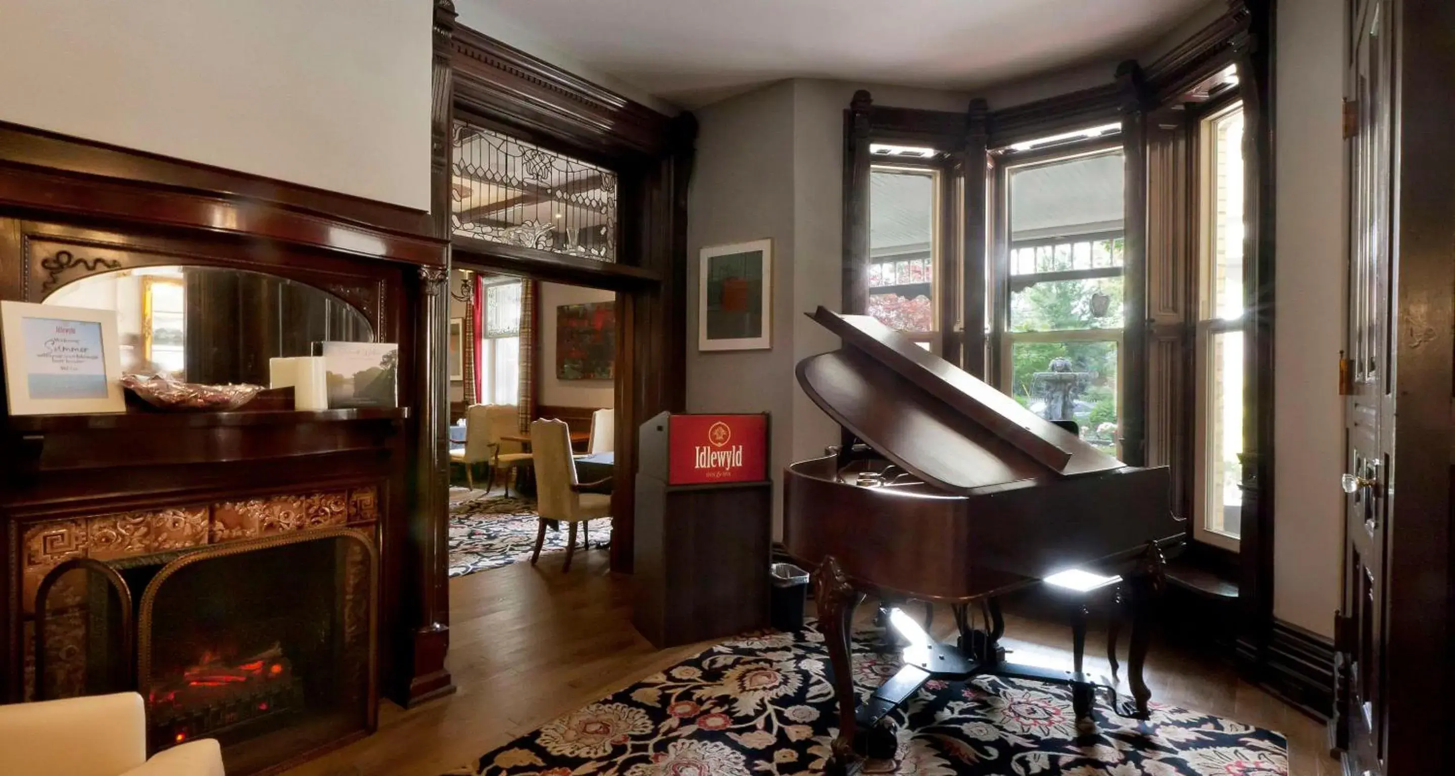 Lobby or reception in Idlewyld Inn & Spa Lobby or reception in Idlewyld Inn & Spa