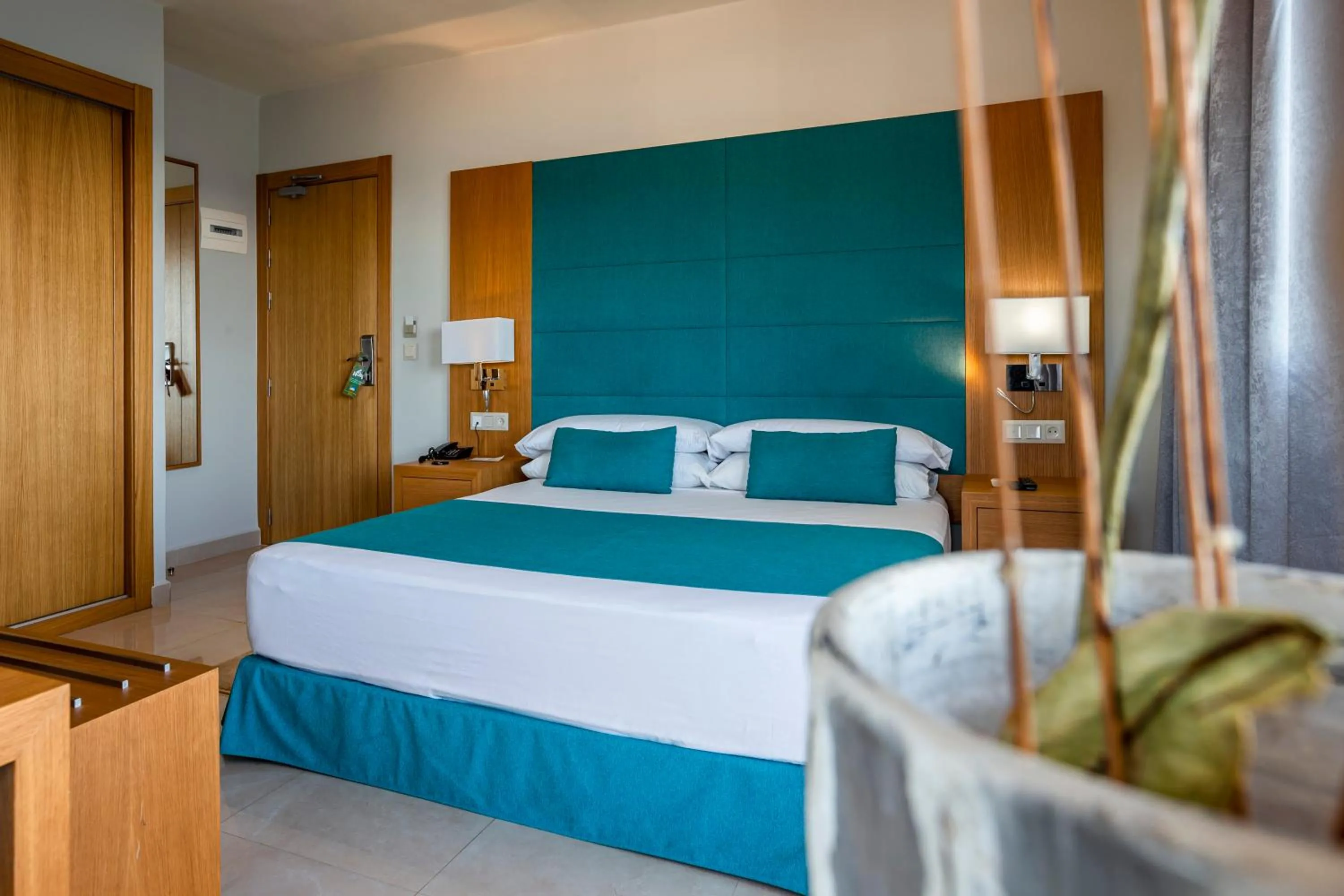 Bed in Hotel Omeya