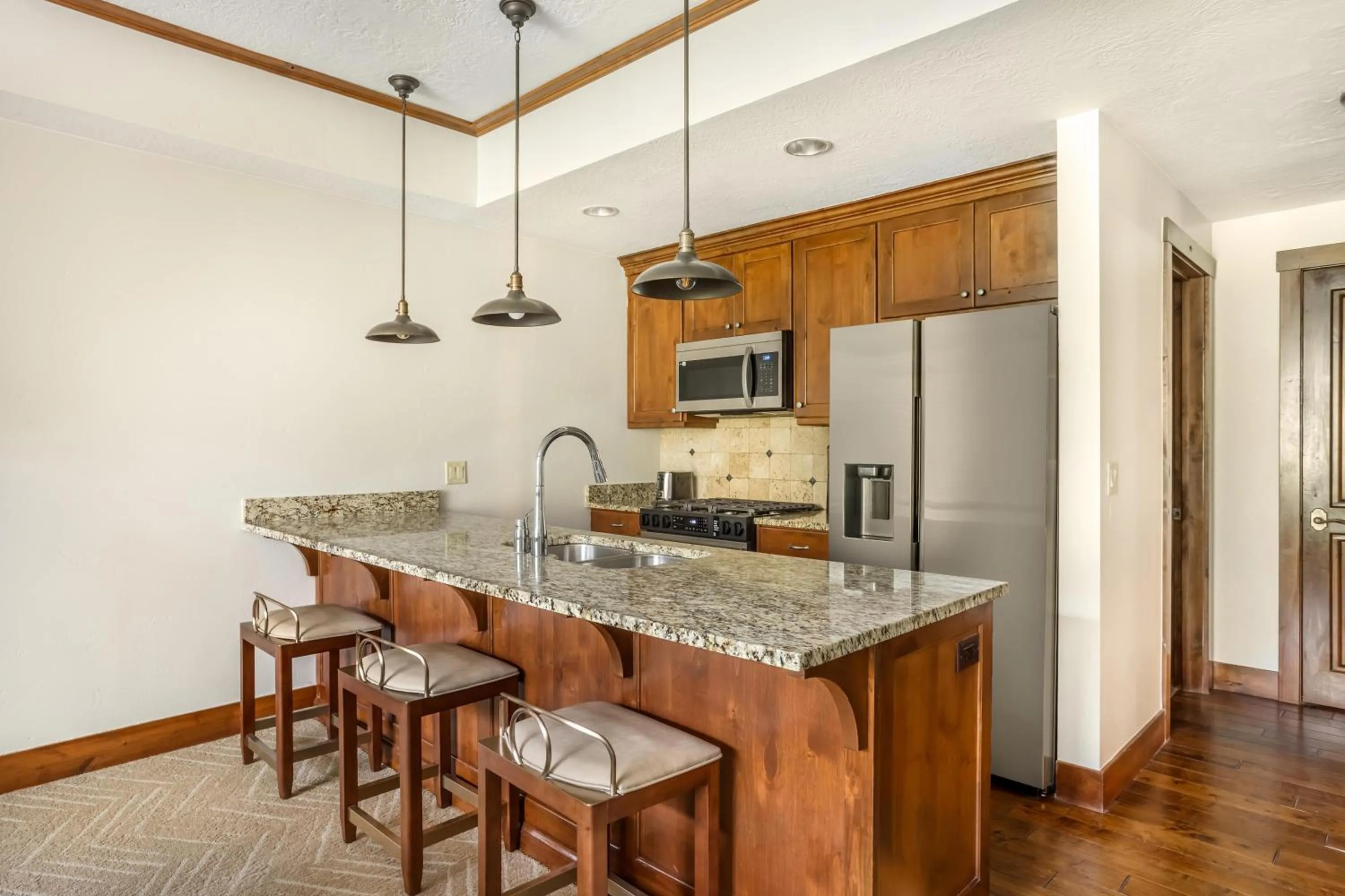 Kitchen or kitchenette in Hilton Grand Vacations Club Sunrise Lodge Park City