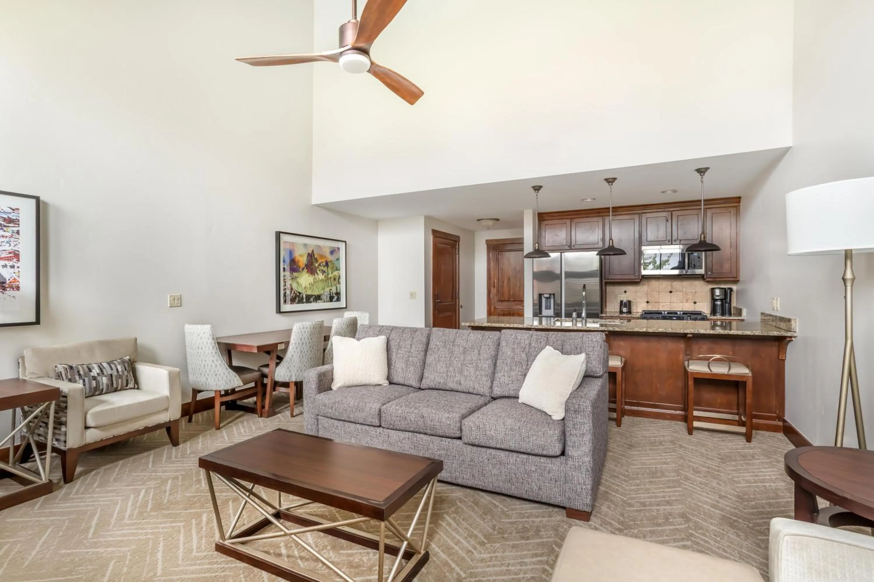 Kitchen or kitchenette in Hilton Grand Vacations Club Sunrise Lodge Park City