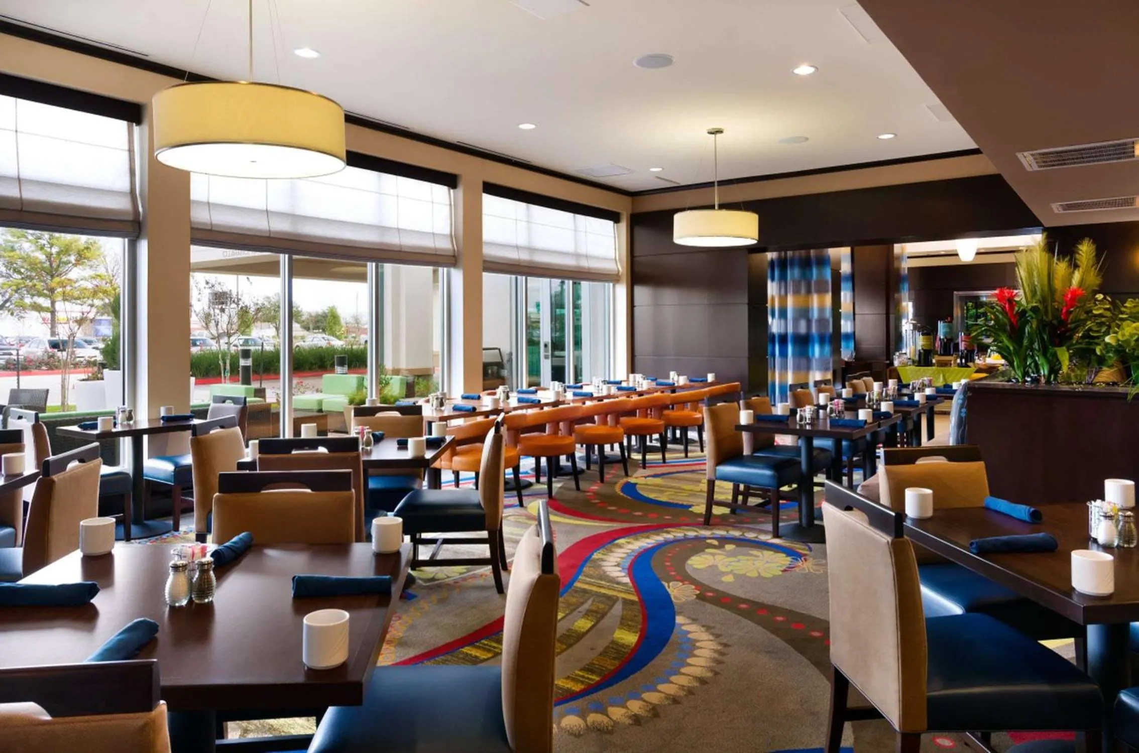 Restaurant/places to eat in Hilton Garden Inn Houston NW America Plaza