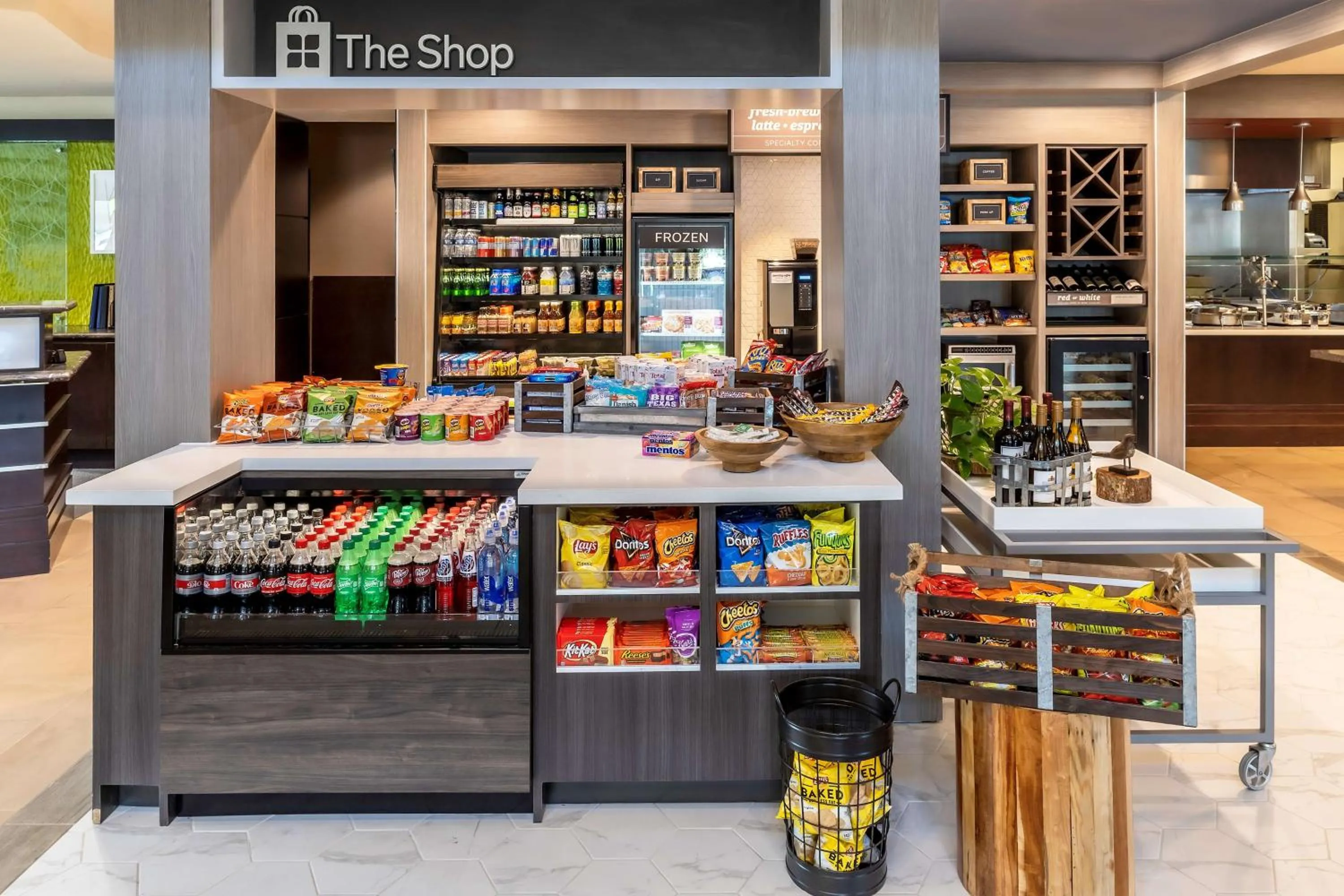 Restaurant/places to eat in Hilton Garden Inn Houston NW America Plaza