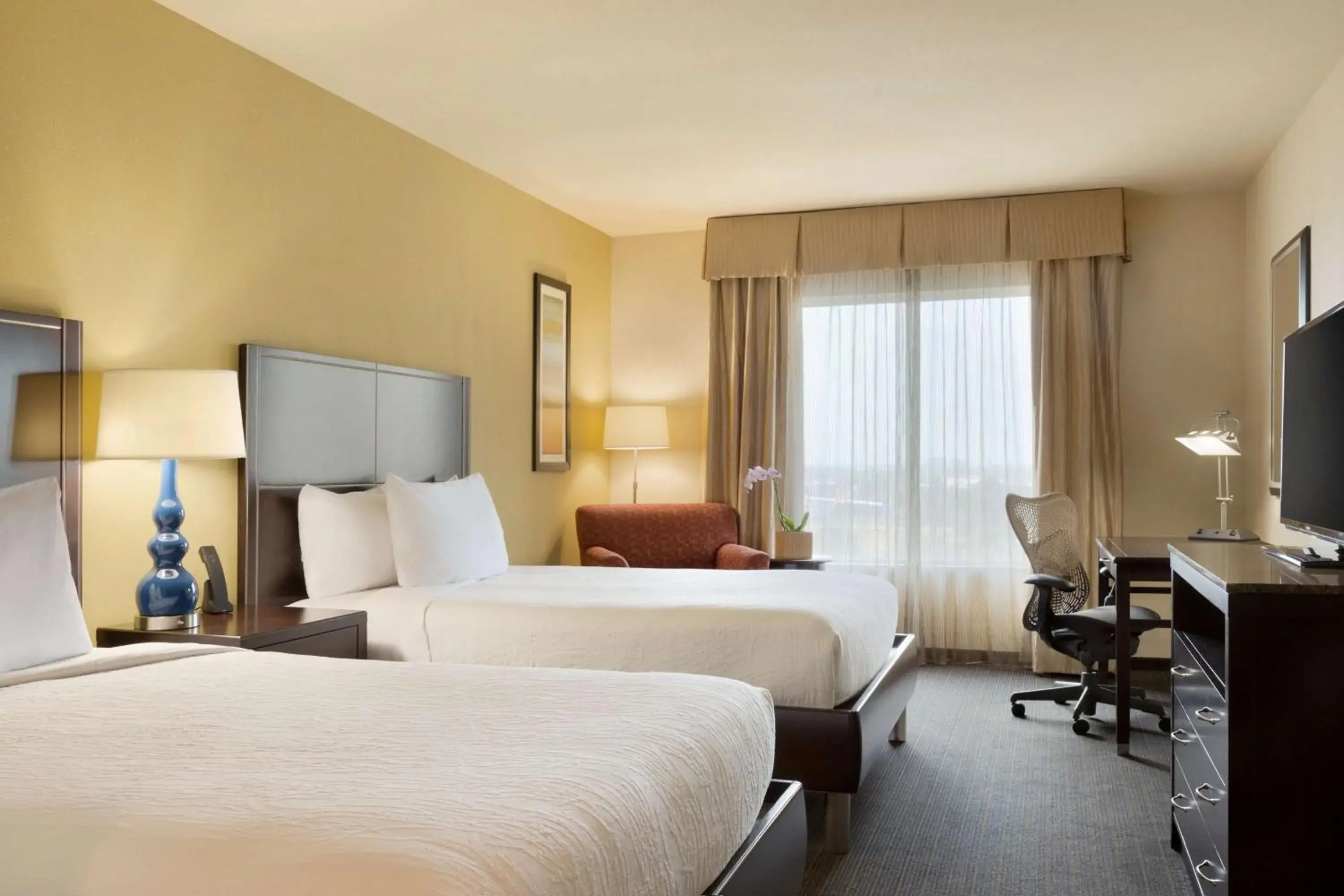 Bedroom, Bed in Hilton Garden Inn Houston NW America Plaza Bedroom, Bed in Hilton Garden Inn Houston NW America Plaza