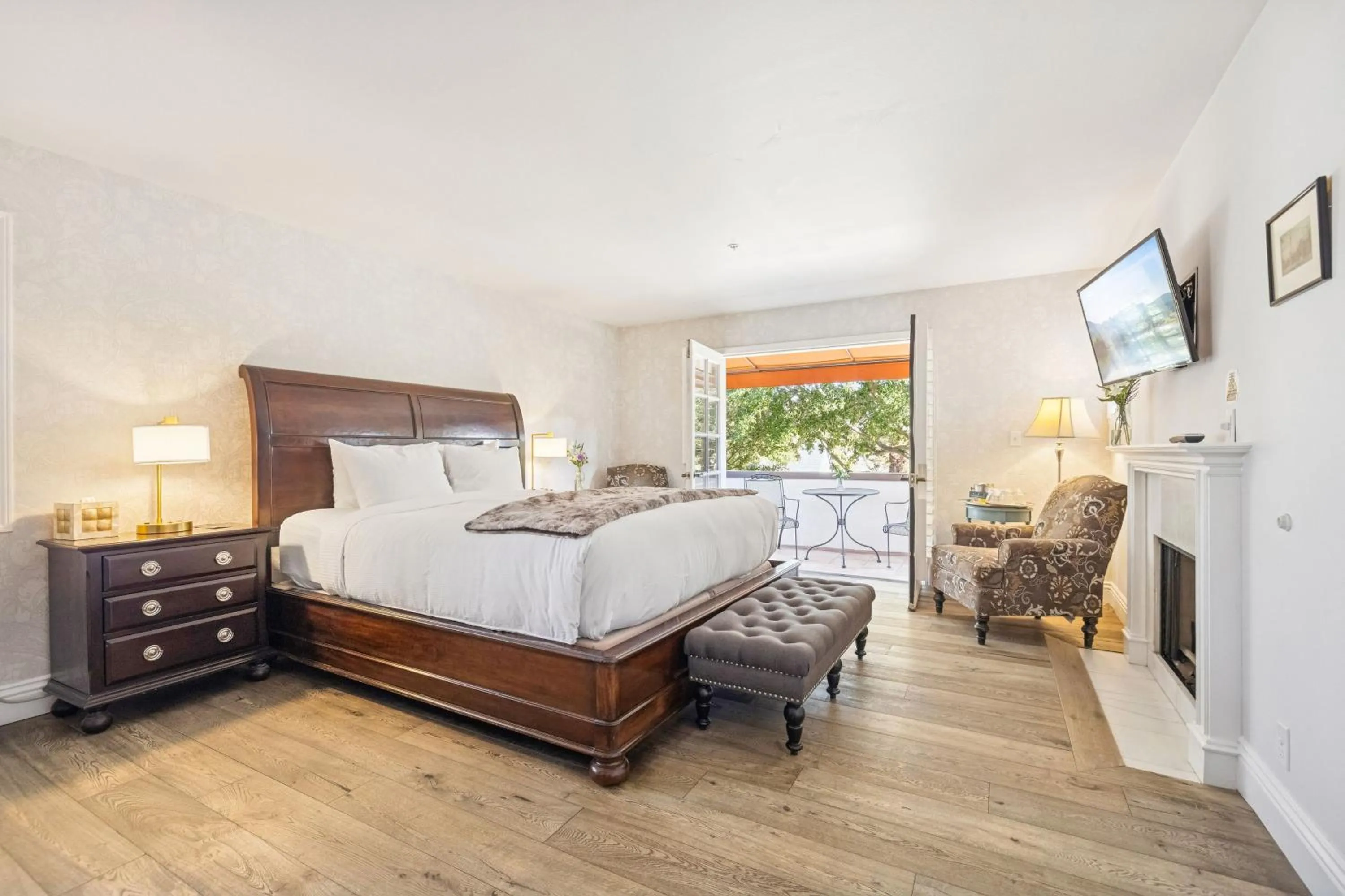 Bed in Mirabelle Inn