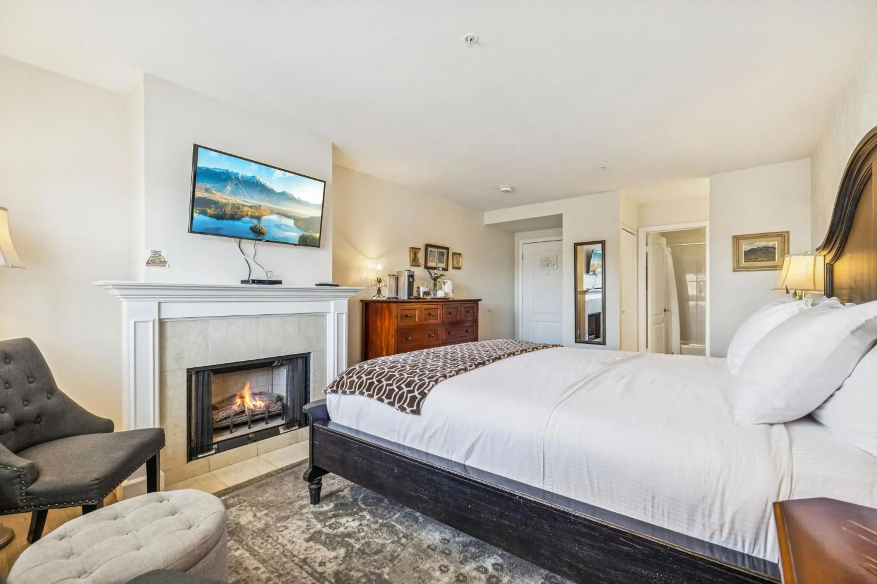 Bed in Mirabelle Inn Bed in Mirabelle Inn