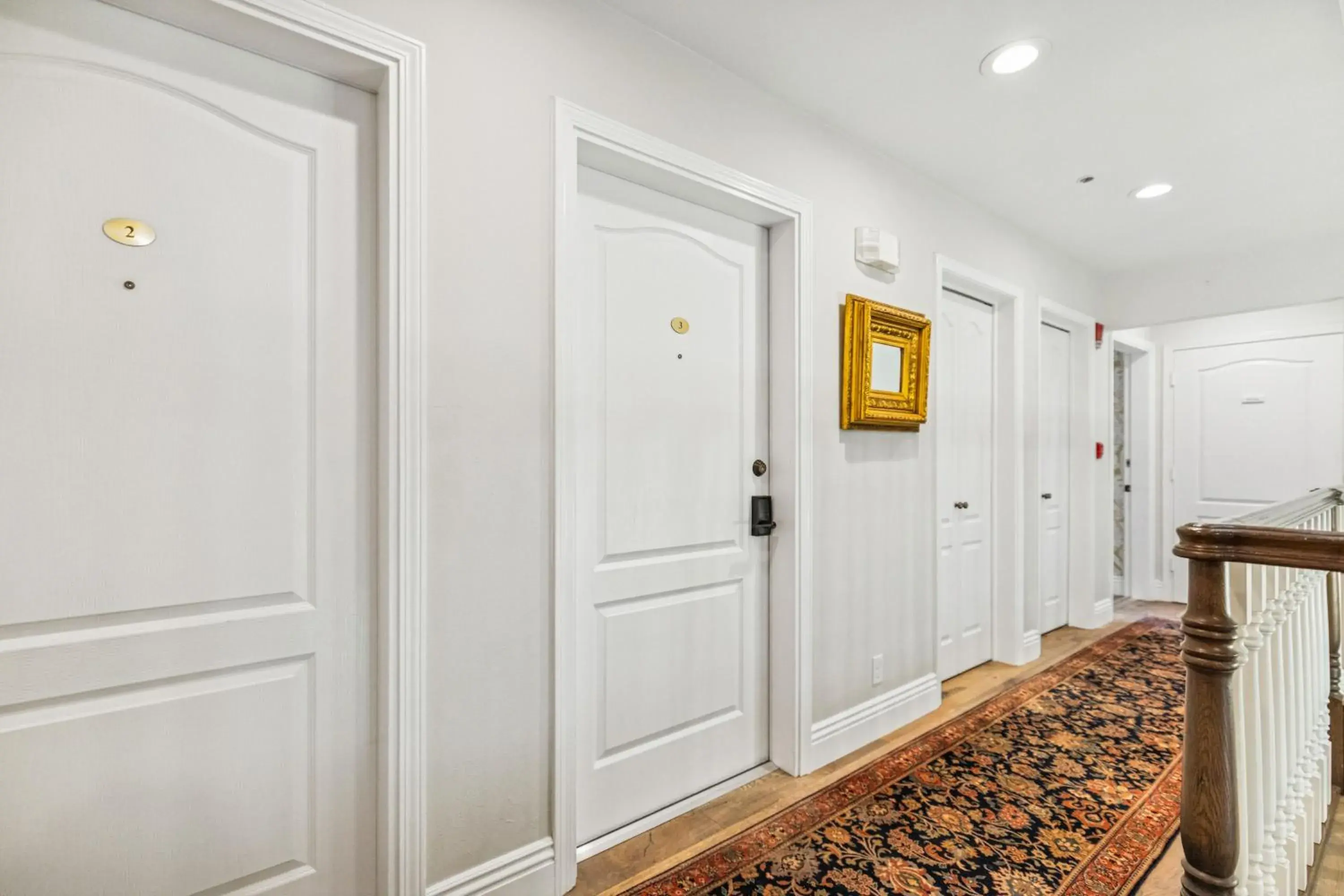 Facade/entrance in Mirabelle Inn Facade/entrance in Mirabelle Inn