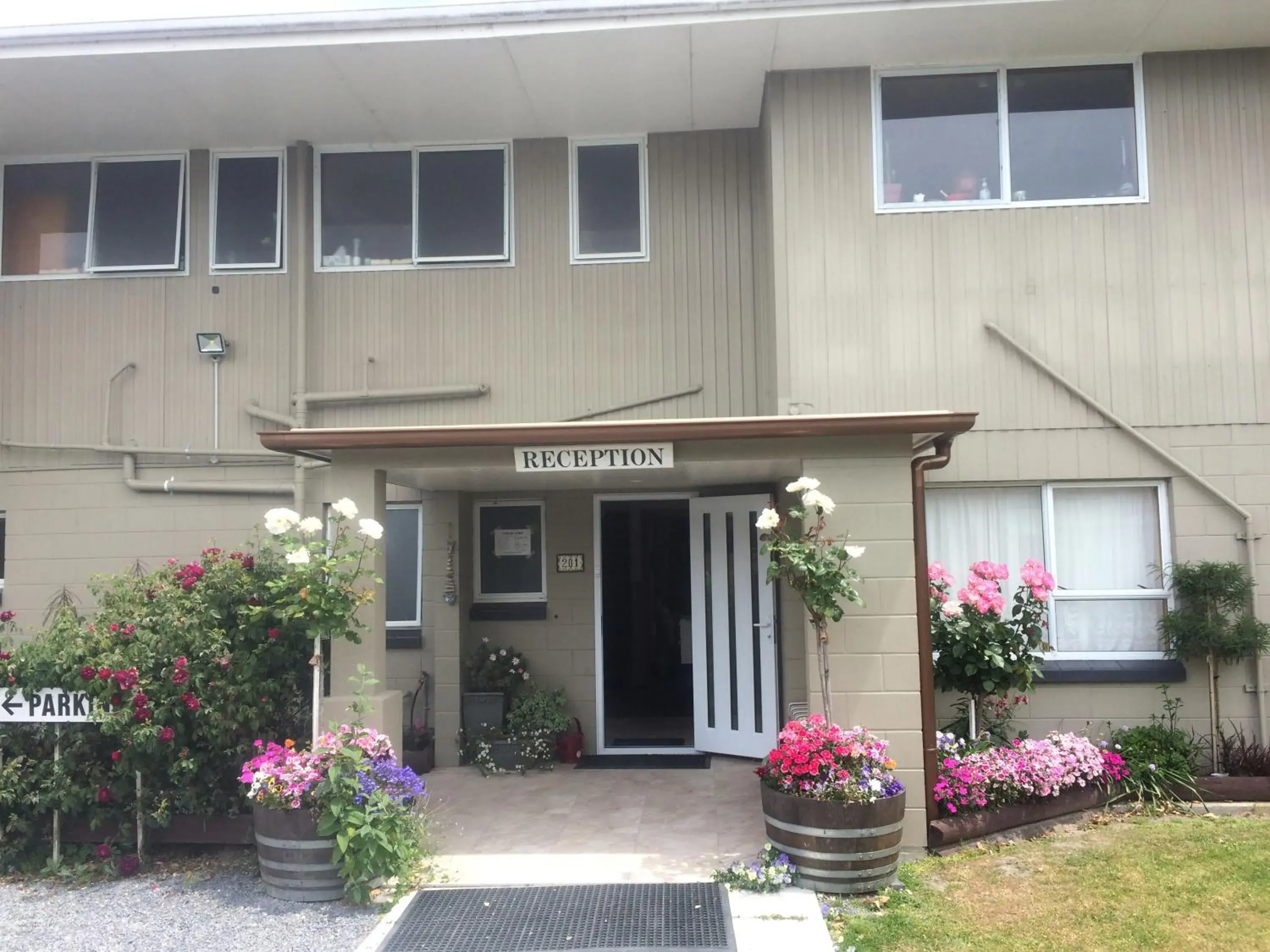 Facade/entrance in Brook House B&B & Cottages Facade/entrance in Brook House B&B & Cottages