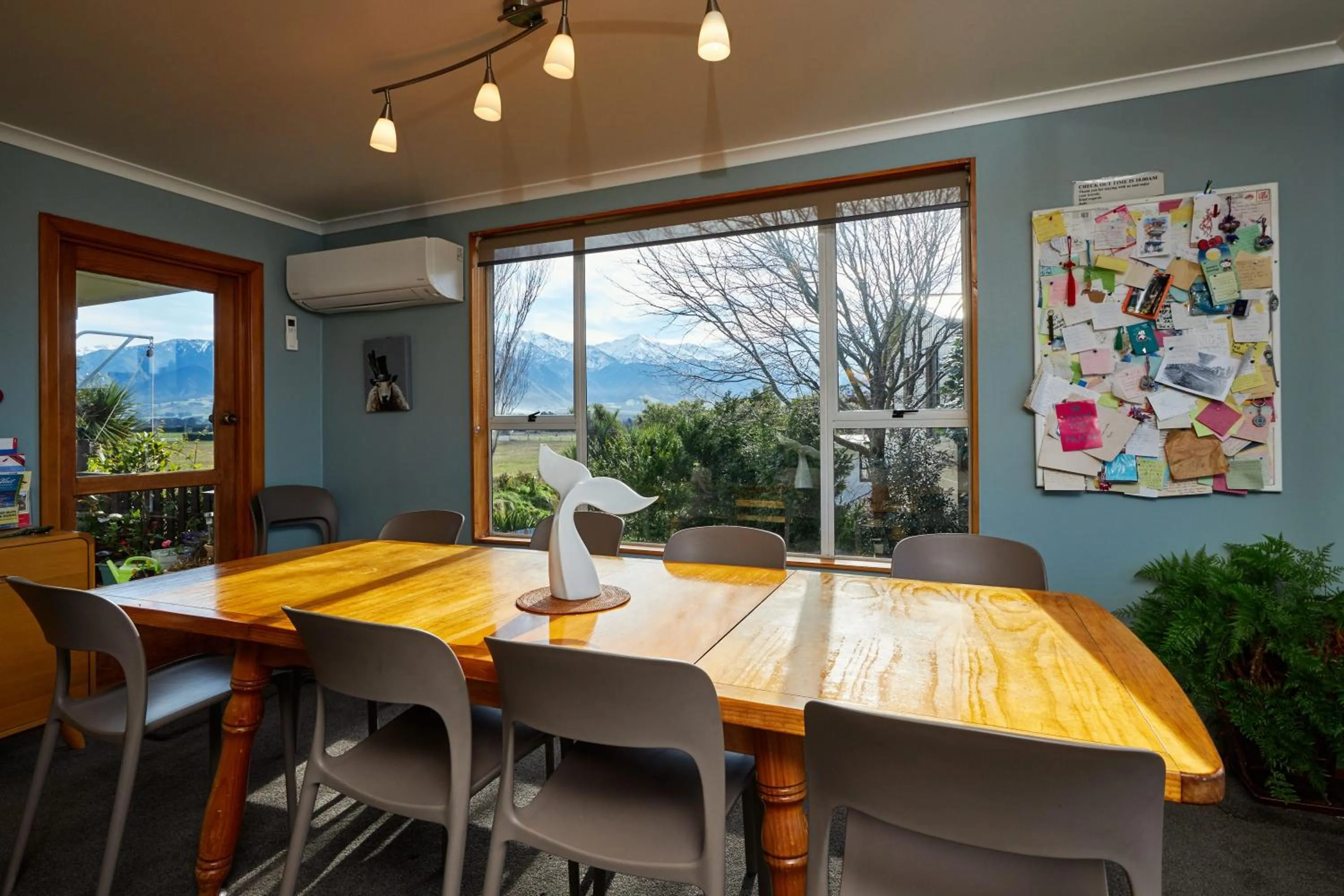 Dining area in Brook House B&B & Cottages