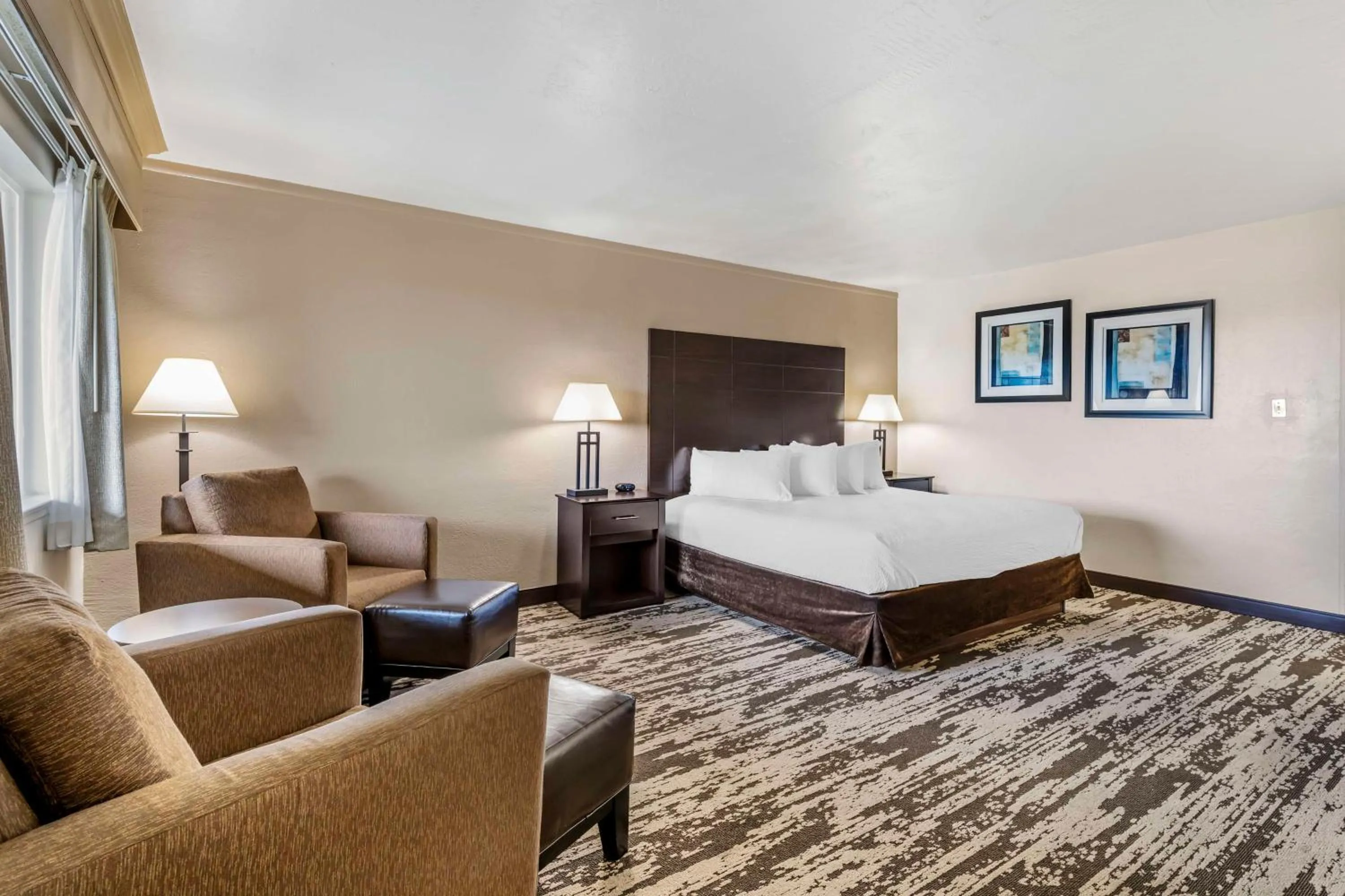 Bedroom, Bed in Best Western Prescottonian