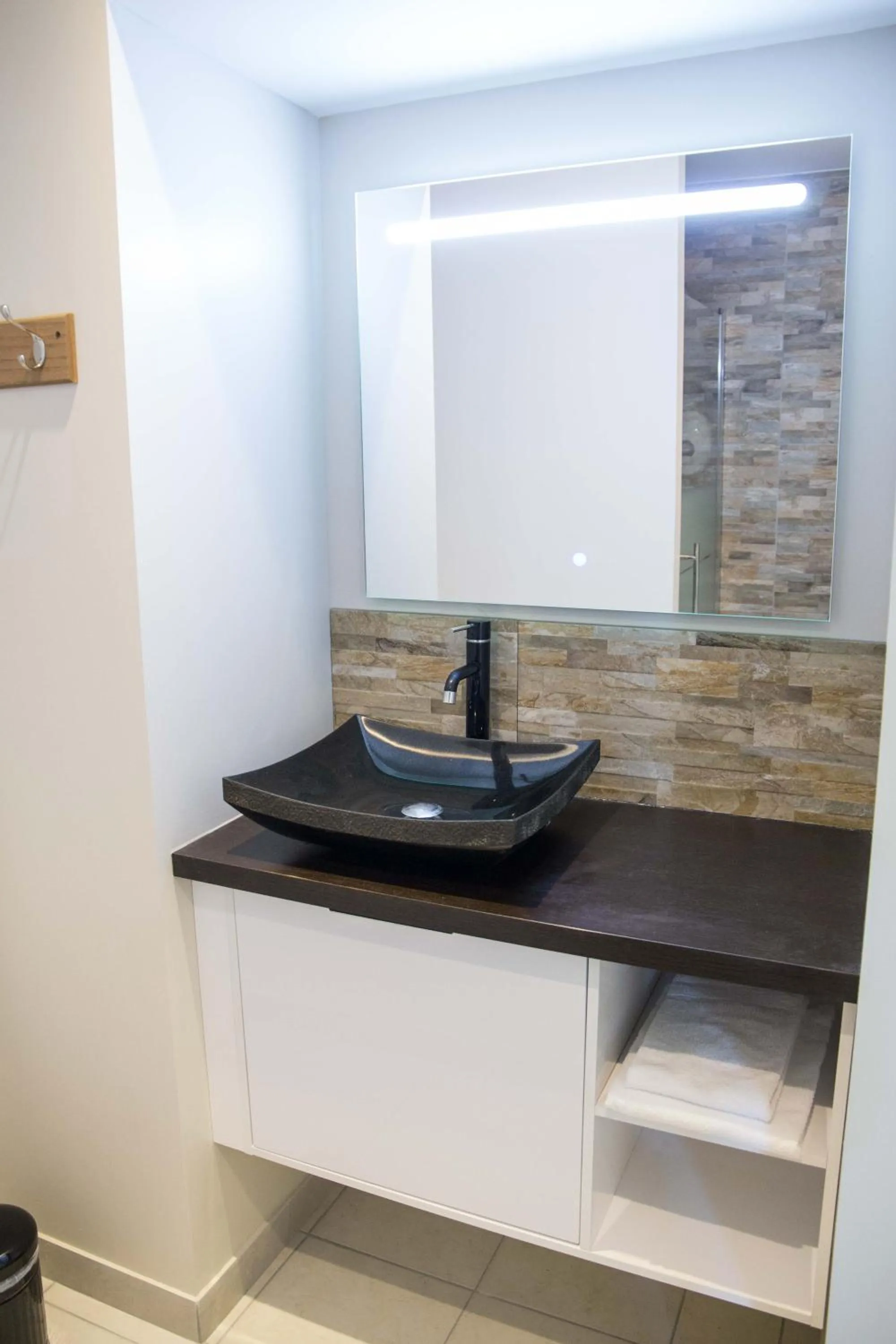 Bathroom in Appart-hôtel Chanzy / Angoulême