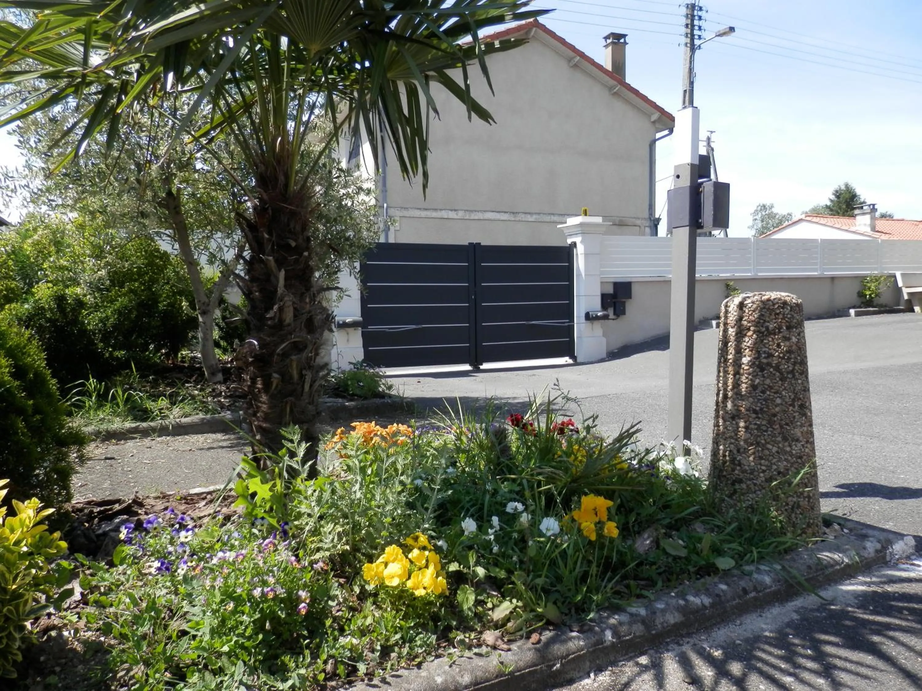 Patio in Appart-hôtel Chanzy / Angoulême