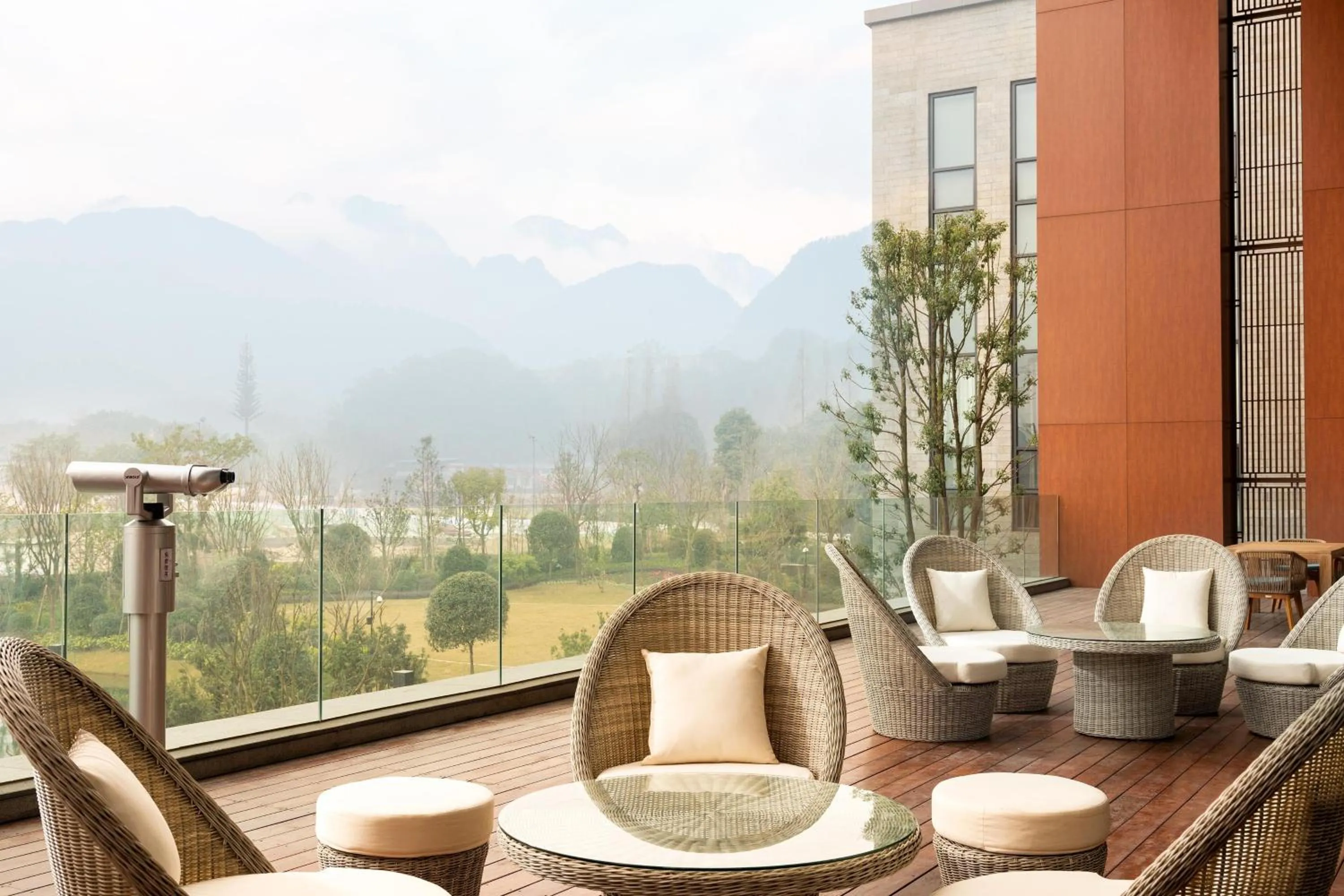 Restaurant/places to eat in Le Meridien Emei Mountain Resort