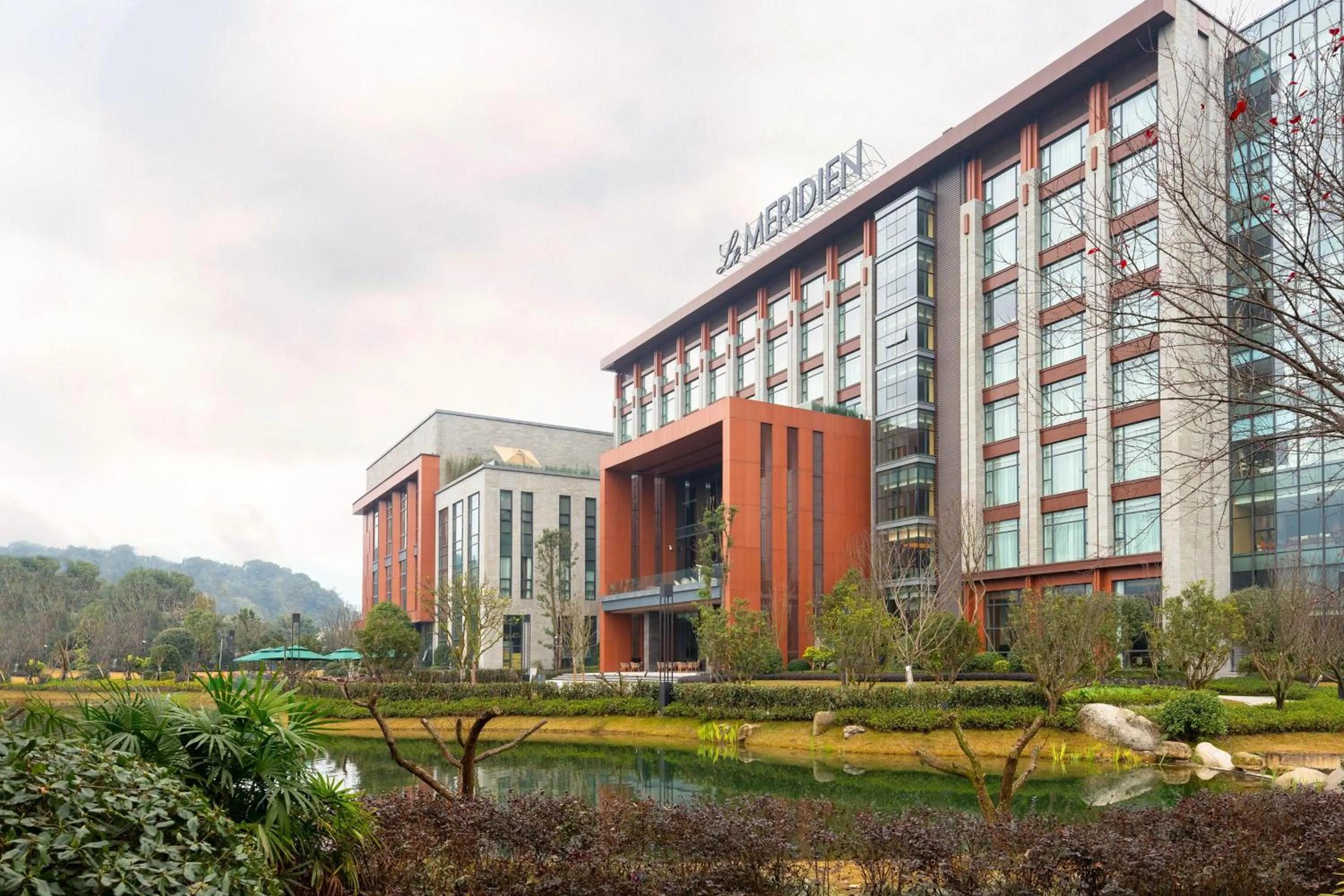 Property building in Le Meridien Emei Mountain Resort