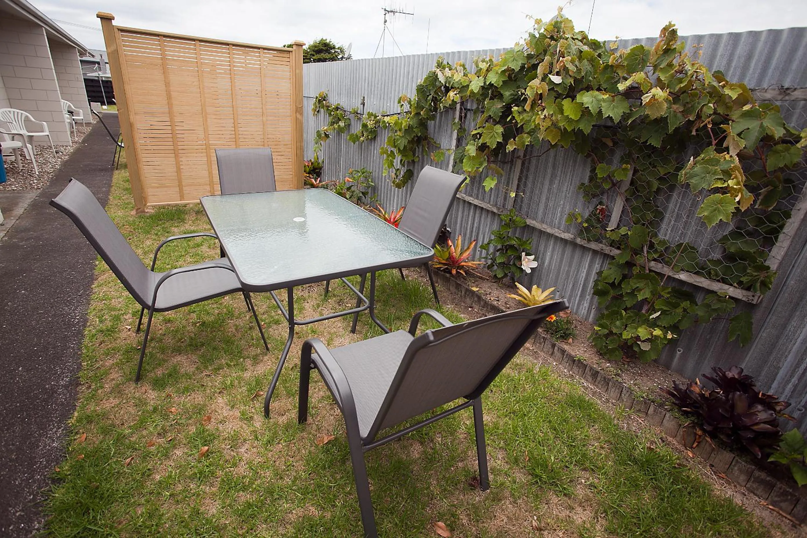 Garden in Blue Haven Motel