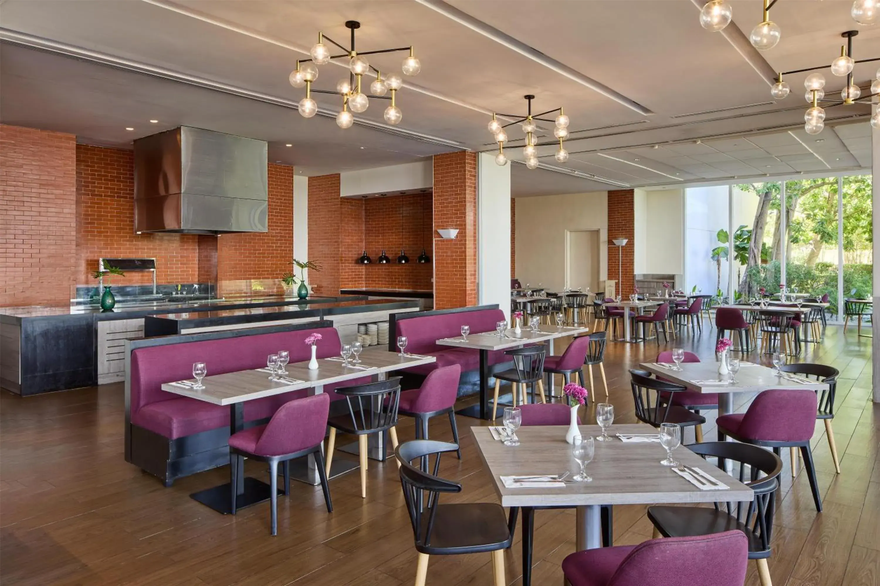 Restaurant/places to eat in Park Inn by Radisson Davao Restaurant/places to eat in Park Inn by Radisson Davao