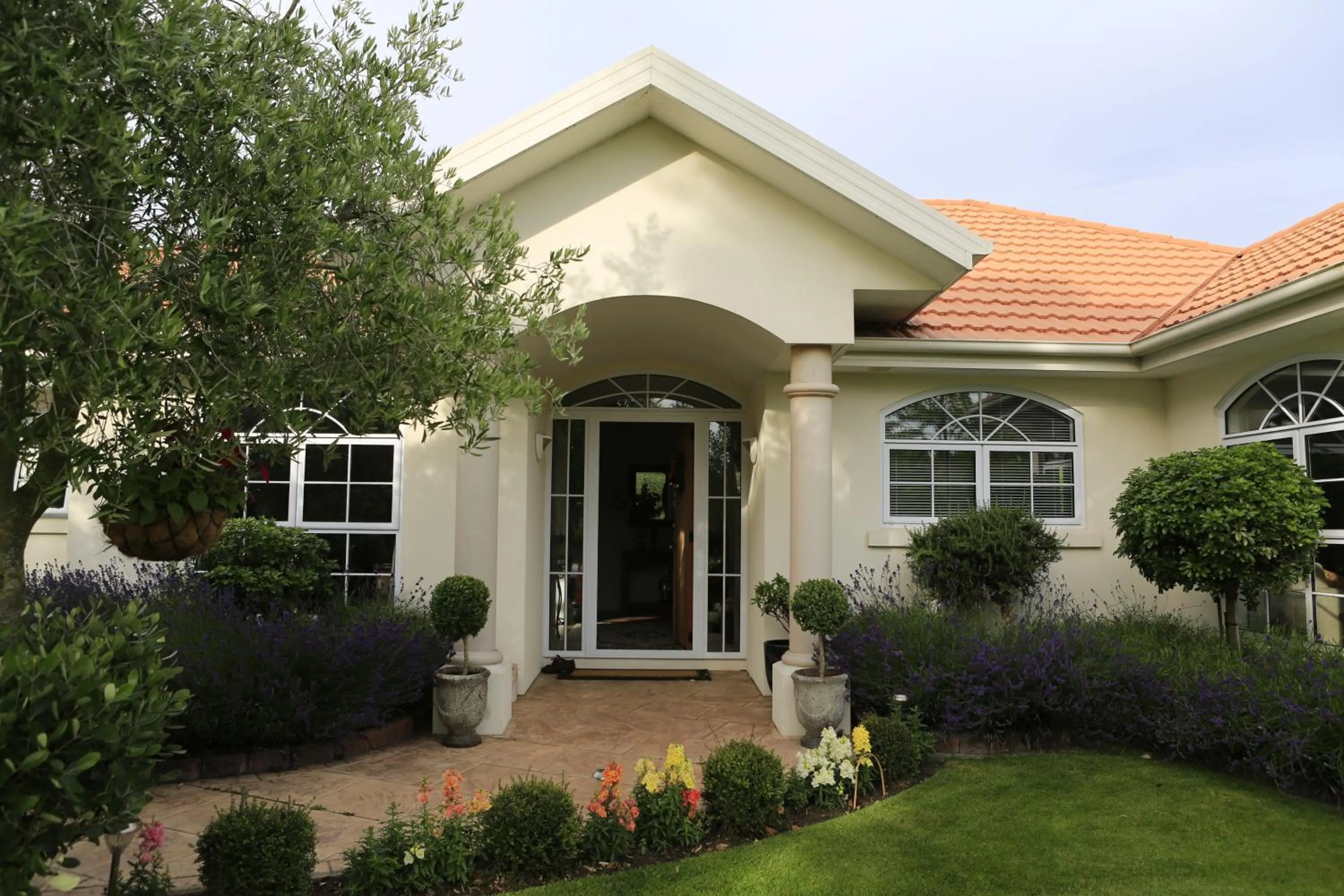 Facade/entrance in Olive House Bed and Breakfast