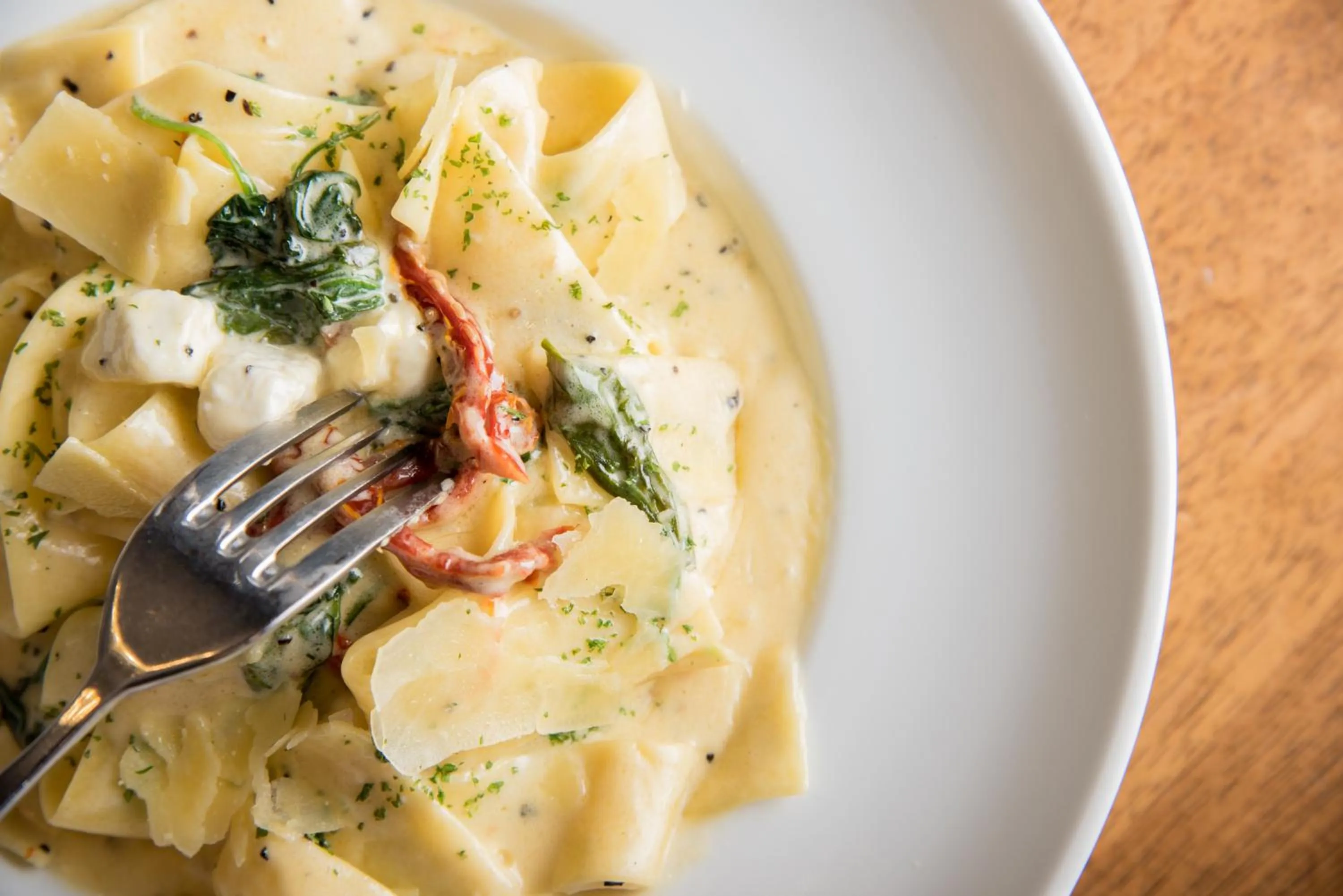 Restaurant/places to eat in Alpers Lodge & Conference Centre