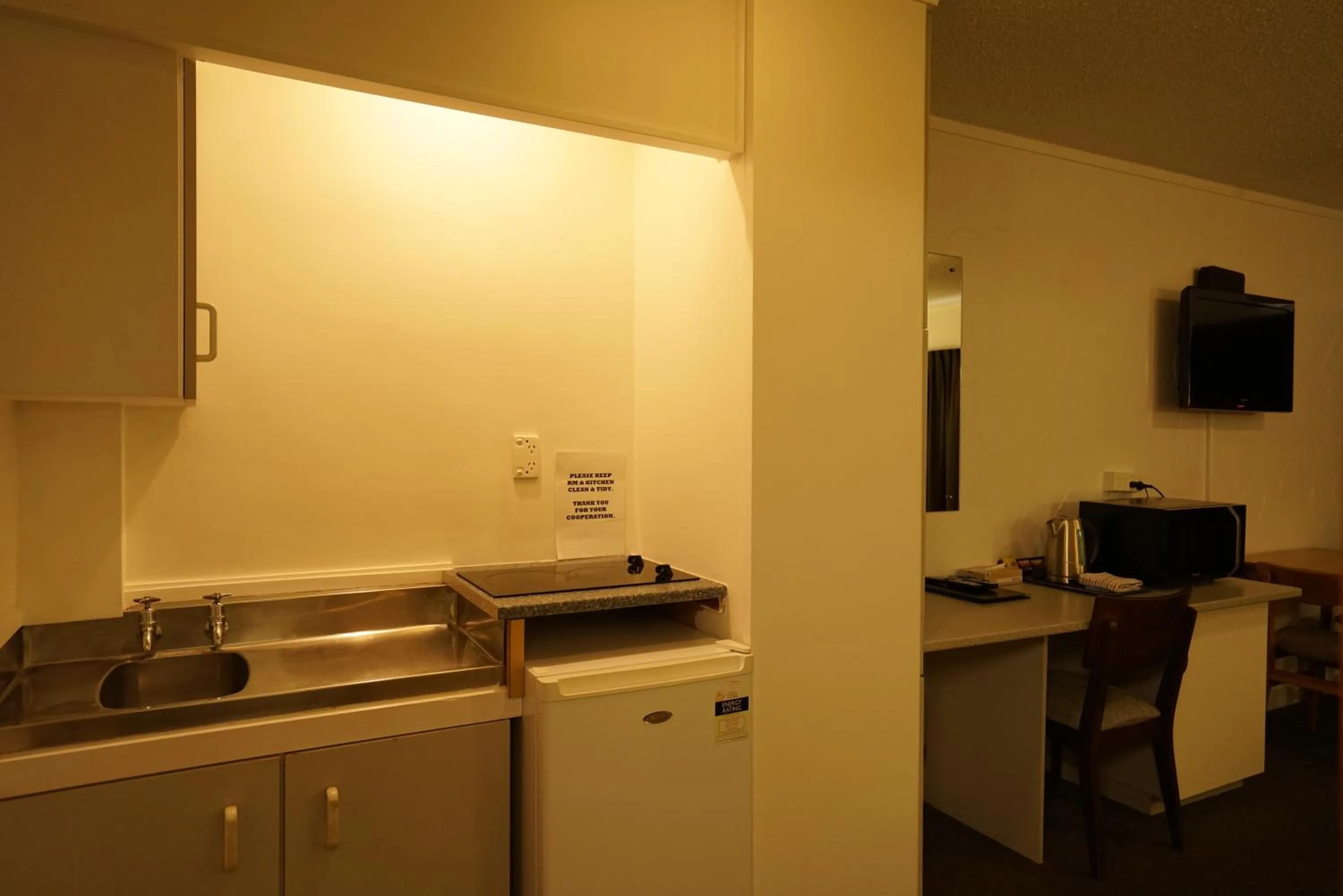 Alpers Lodge & Conference Centre