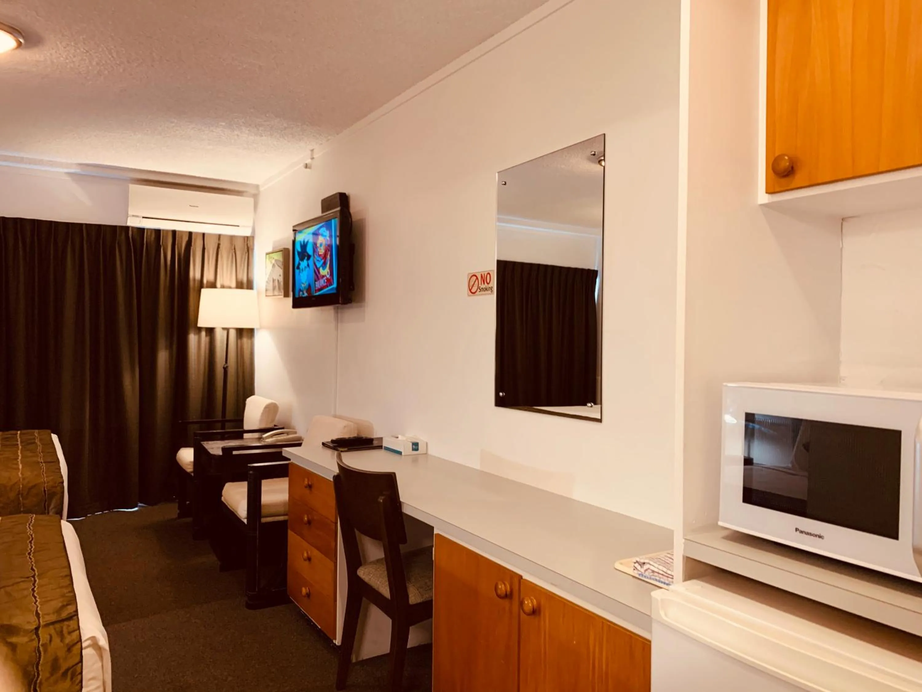 Alpers Lodge & Conference Centre