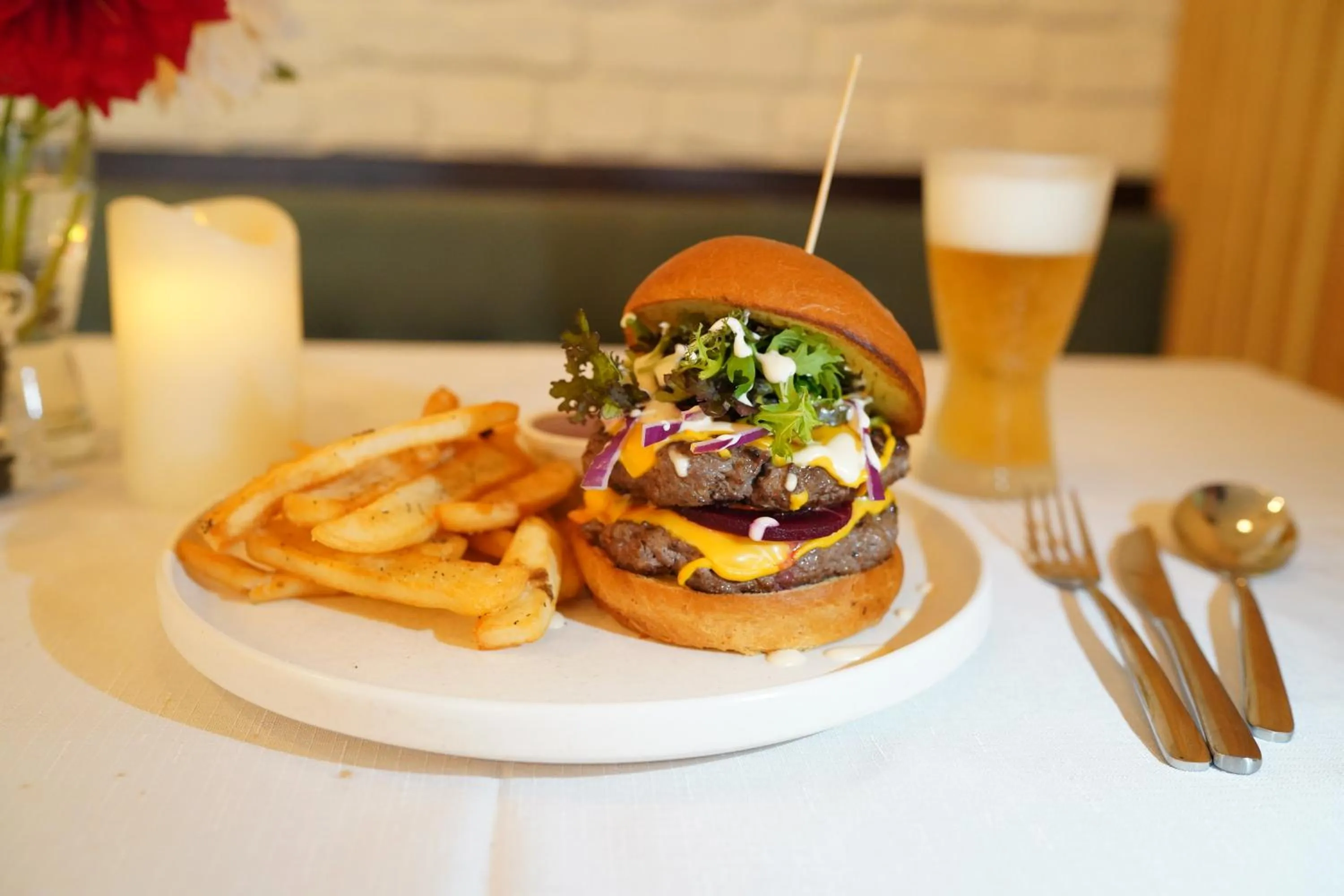 Alpers Lodge & Conference Centre