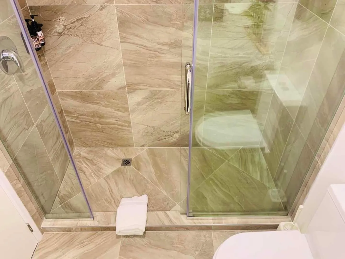 Alpers Lodge & Conference Centre