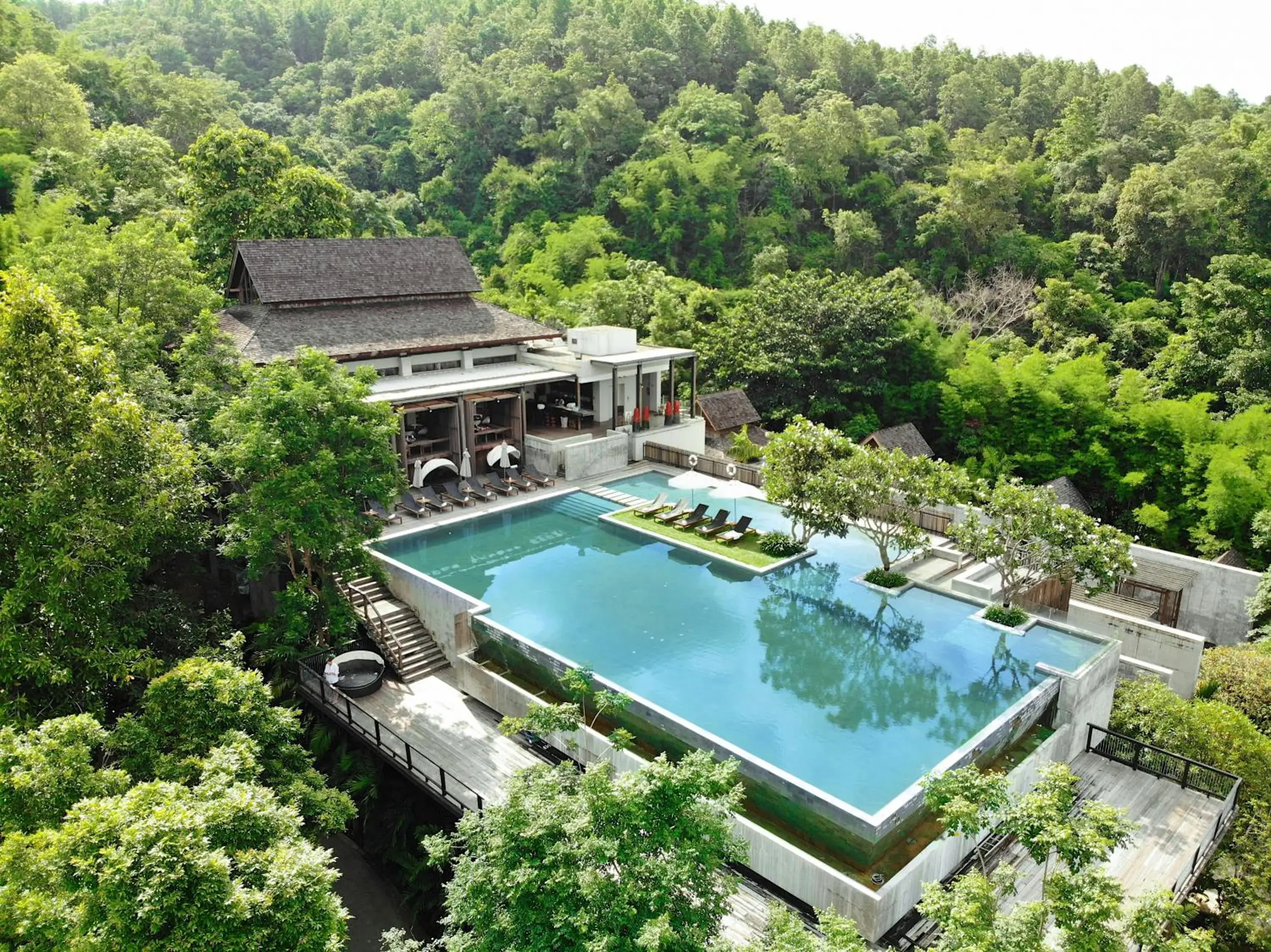 Pool view in Veranda High Resort Chiang Mai - MGallery Collection, Accor Hotel Pool view in Veranda High Resort Chiang Mai - MGallery Collection, Accor Hotel