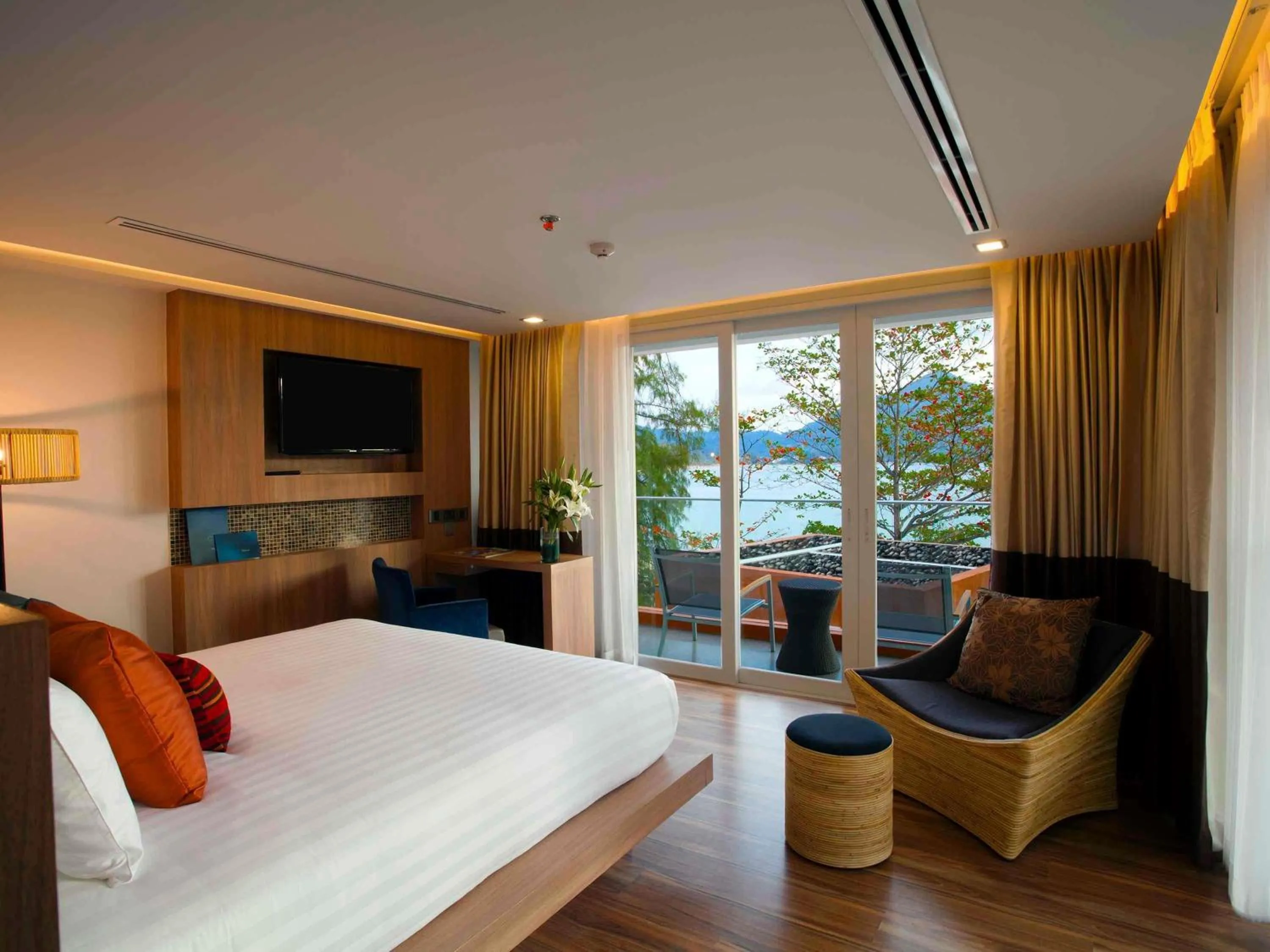 Bedroom, Bed in Novotel Phuket Kamala Beach